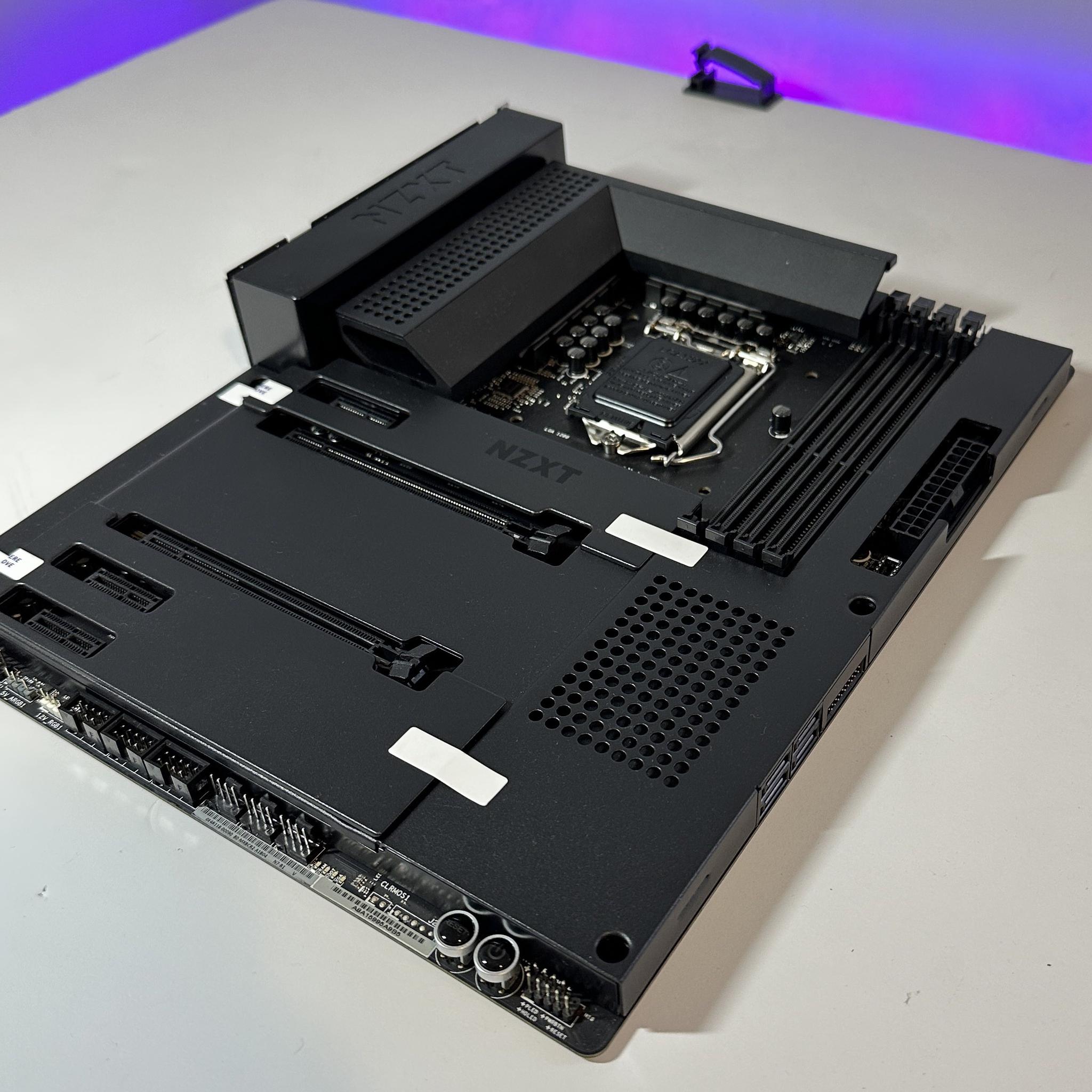 NZXT N7 Z490 Intel LGA1200 DDR4 ATX Desktop Motherboard W/ Original Box & Accesories