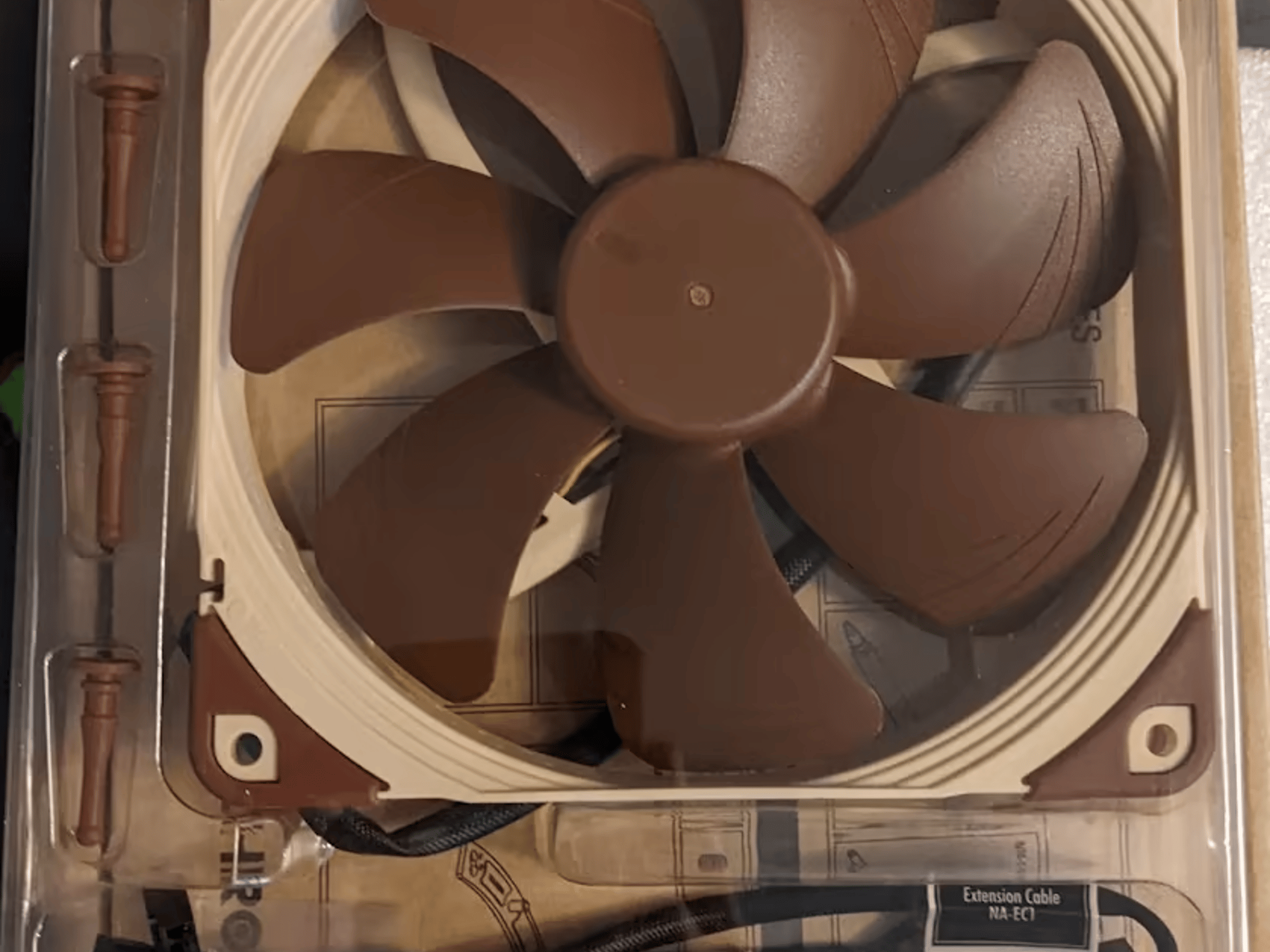 Noctua 140mm fan
