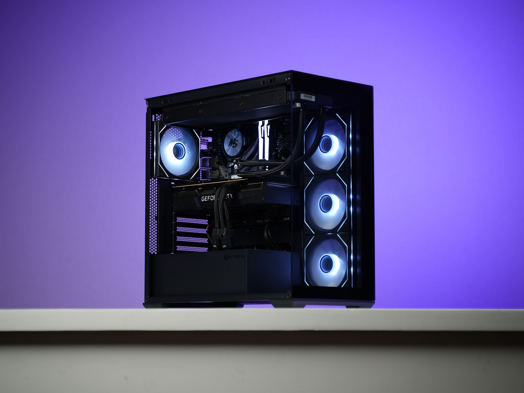 “NOIRFORM 2” RTX 4080 Super Ryzen 7 9700X 32GB 2TB Windows 11 Pro Workstation Gaming PC