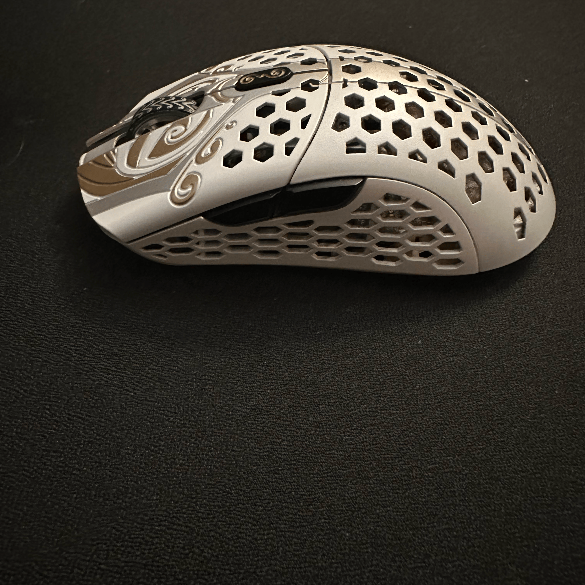 FinalMouse Starlight 12 