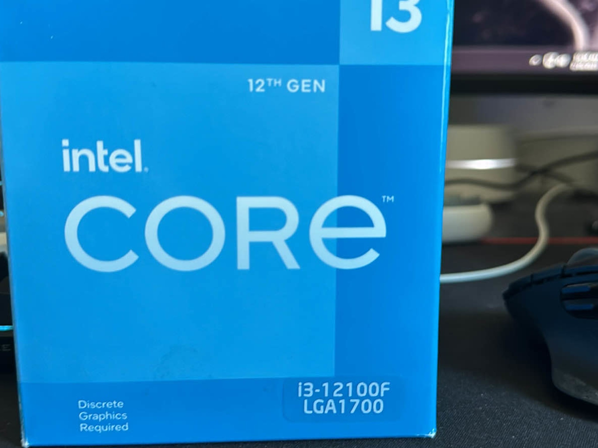 I3-12100F