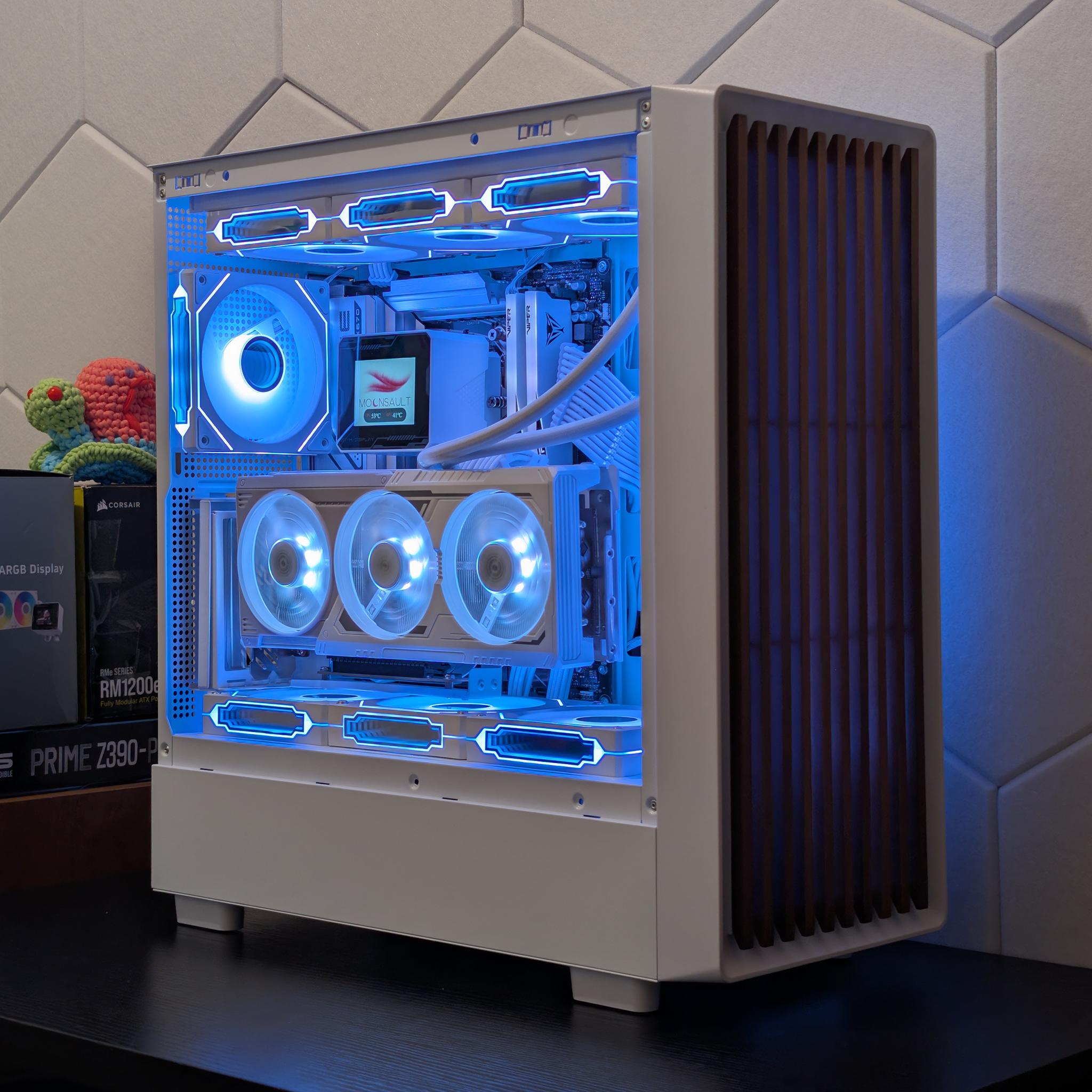 🐻‍❄️🪵4K Gaming Beast | RX 9070XT | Ryzen 7 7800X3D | 2TB SSD | 32GB RAM | WiFi 6 & BT🪵🐻‍❄️