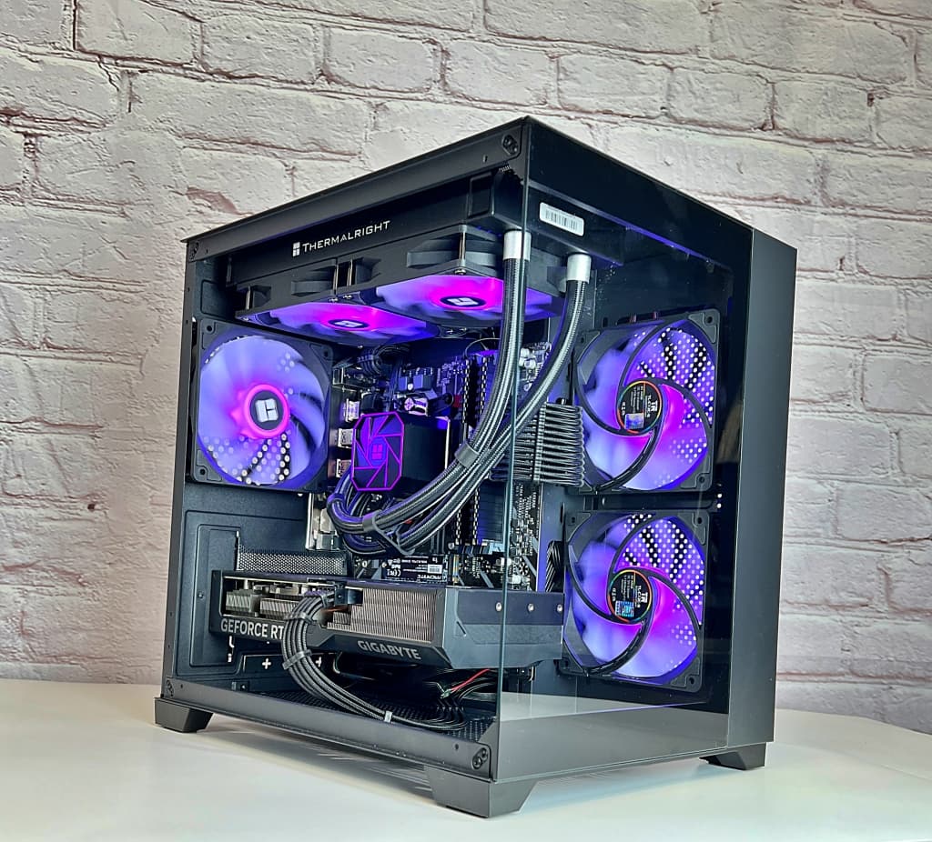 Liquid Cooled RTX 4070 Ryzen 5 5600X 32GB RAM 1TB M.2 Win 11 Gaming PC
