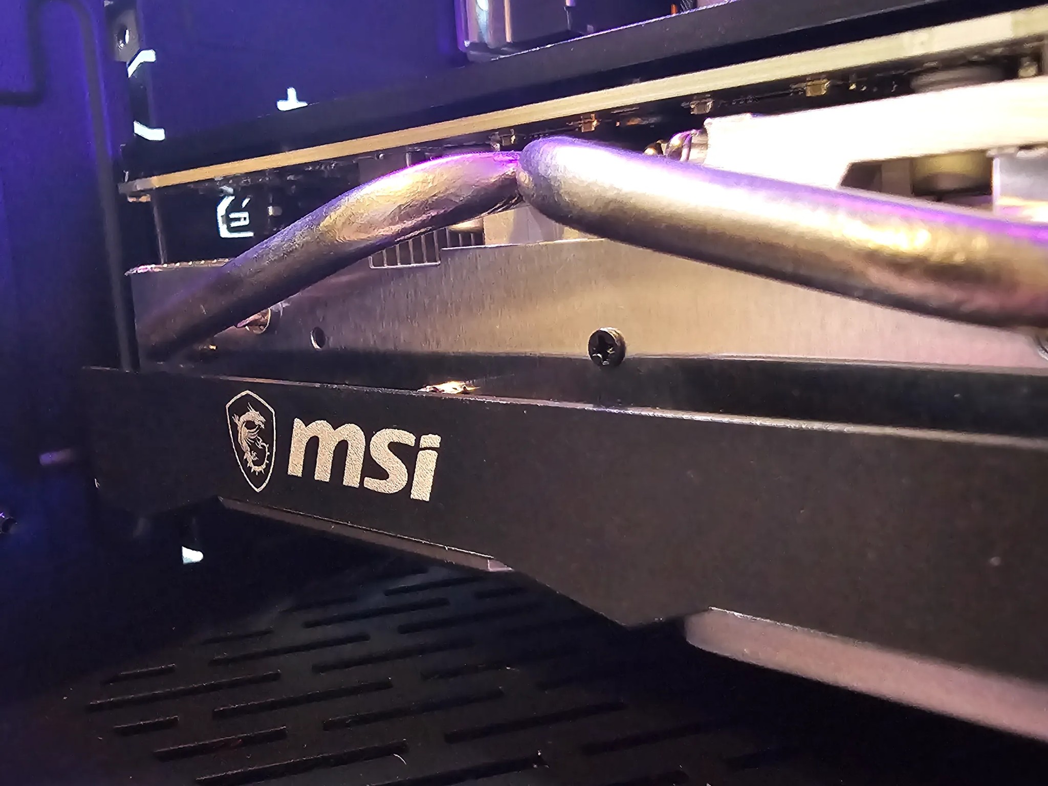 1080p RGB Lite / RX 5700-XT / Ryzen 5 / 16GB DDR4 / 1TB SSD