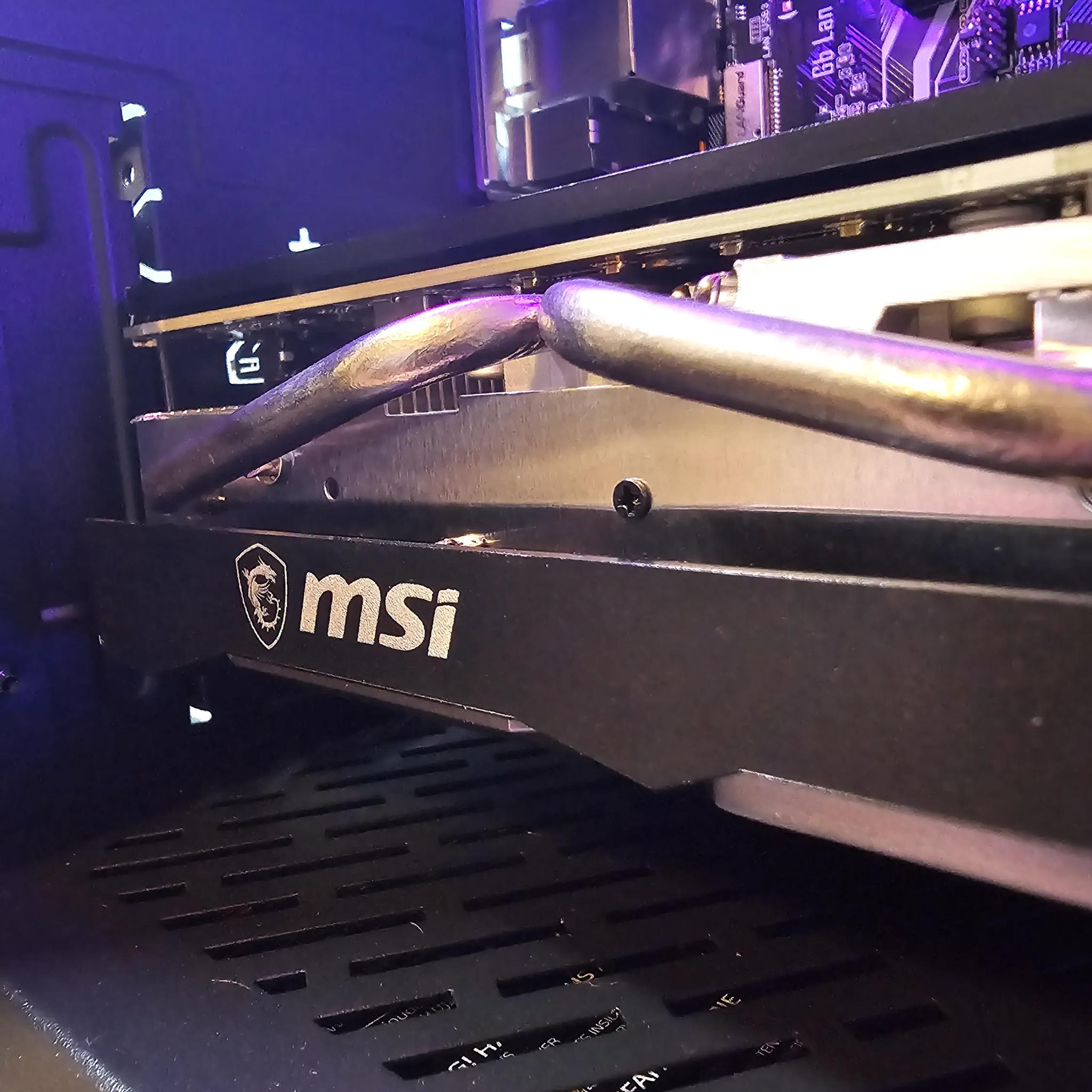 1080p RGB Lite / RX 5700-XT / Ryzen 5 / 16GB DDR4 / 1TB SSD