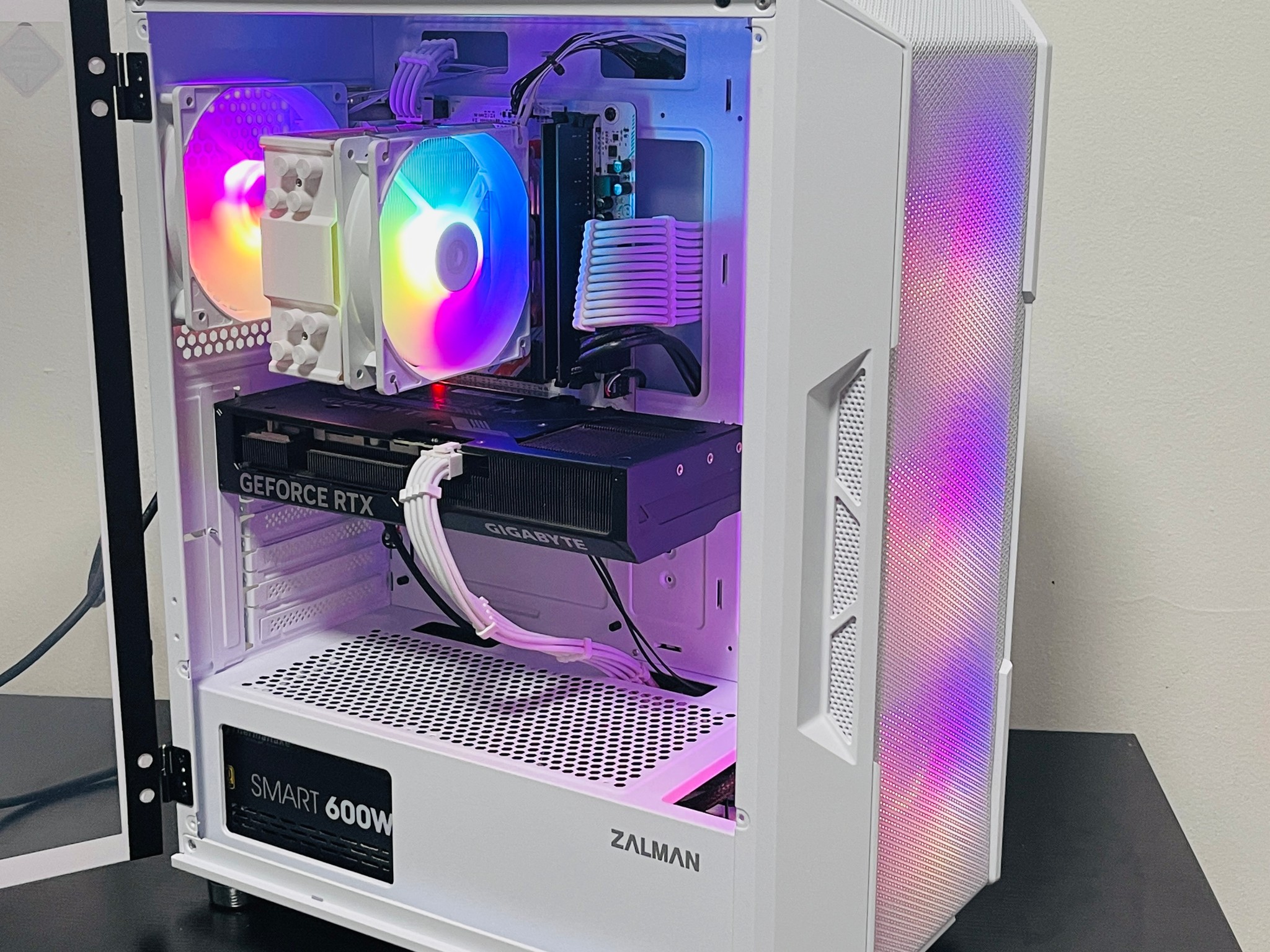 RTX 4070 12GB | Ryzen 7 5700X | 32GB DDR4 | 1TB NVME M2 SSD | Win11 | WIFI+BT | Custom Gaming PC