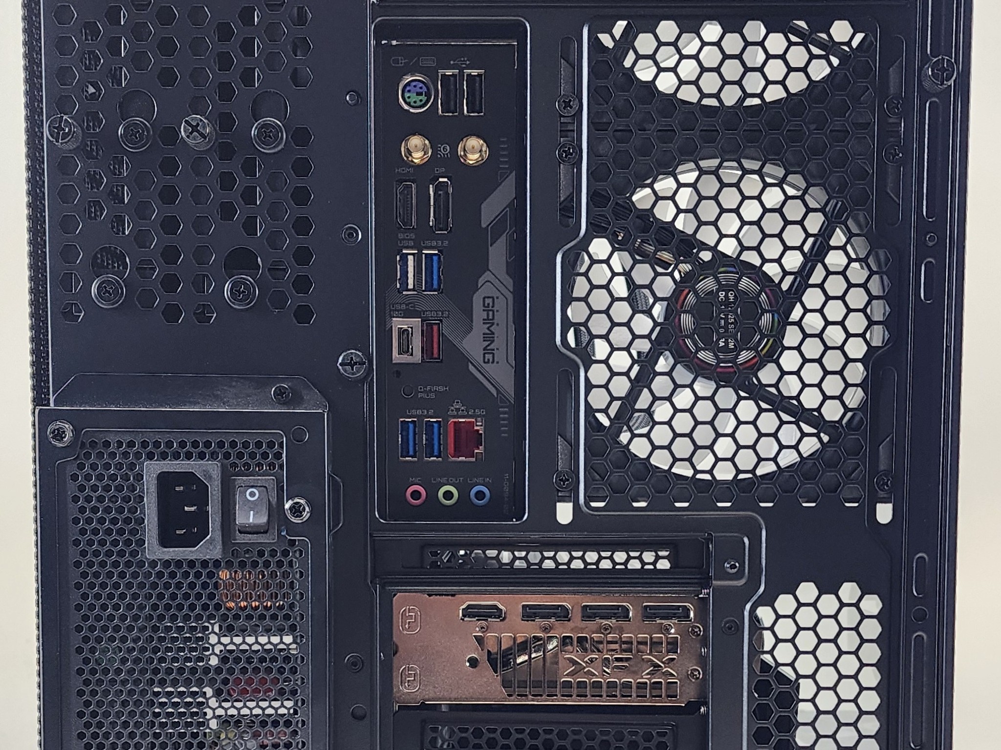 Gaming PC Ryzen 7 9700X 32GB RAM 2TB SSD RX 9070 XT 16GB Windows 11 Computer