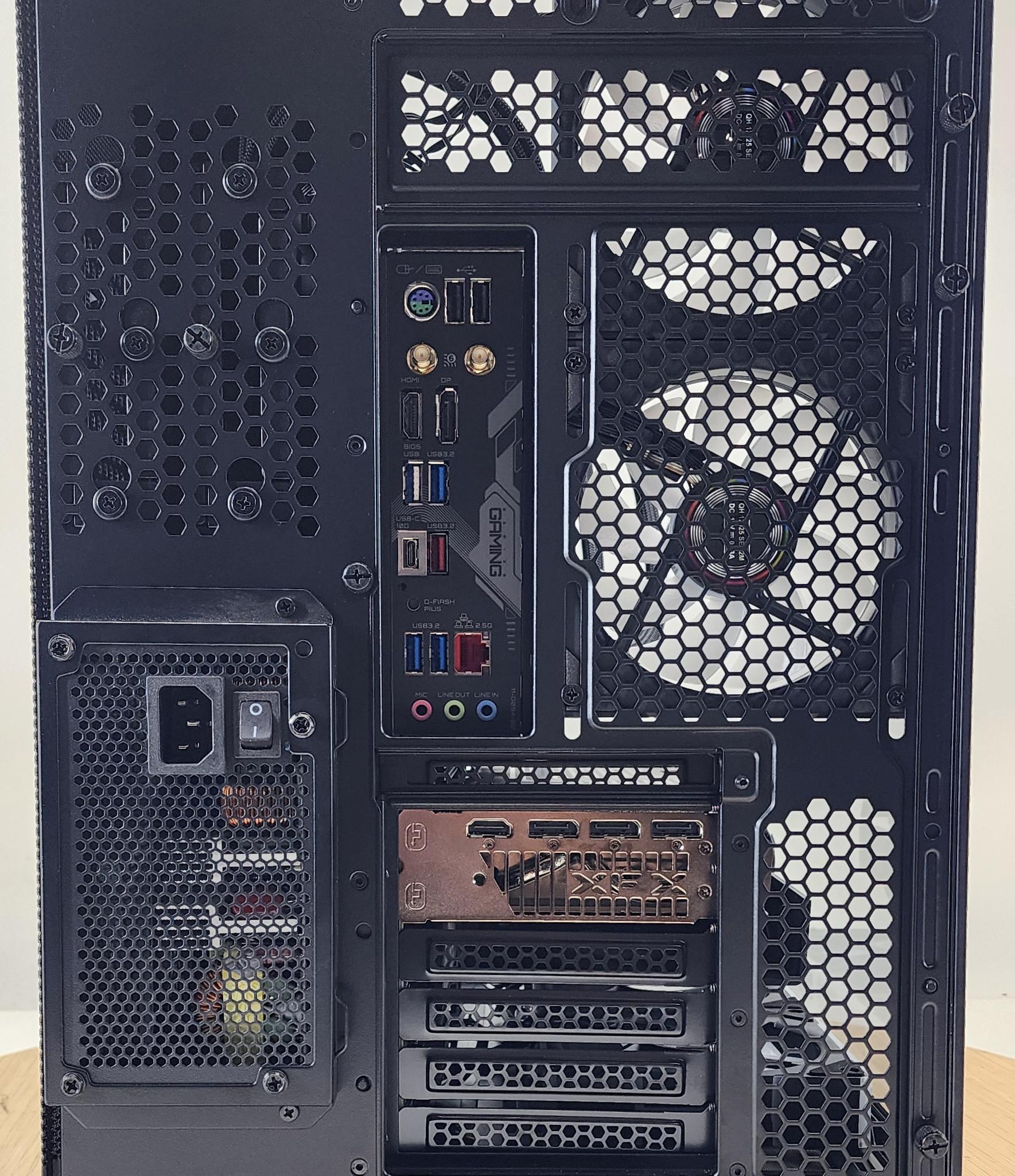 Gaming PC Ryzen 7 9700X 32GB RAM 2TB SSD RX 9070 XT 16GB Windows 11 Computer