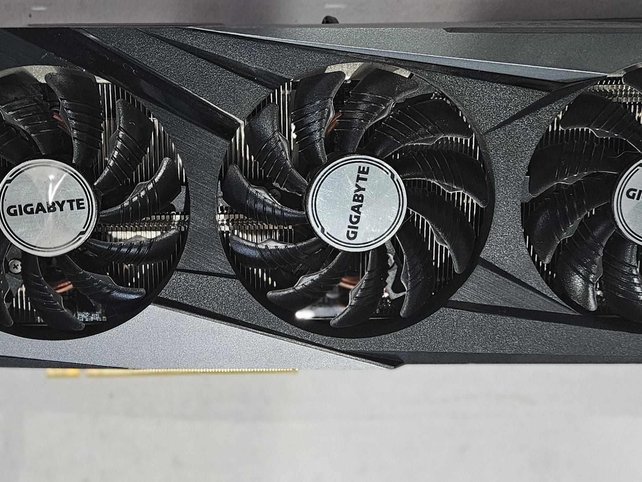 GIGABYTE GAMING OC PRO GeForce RTX 3060 Ti