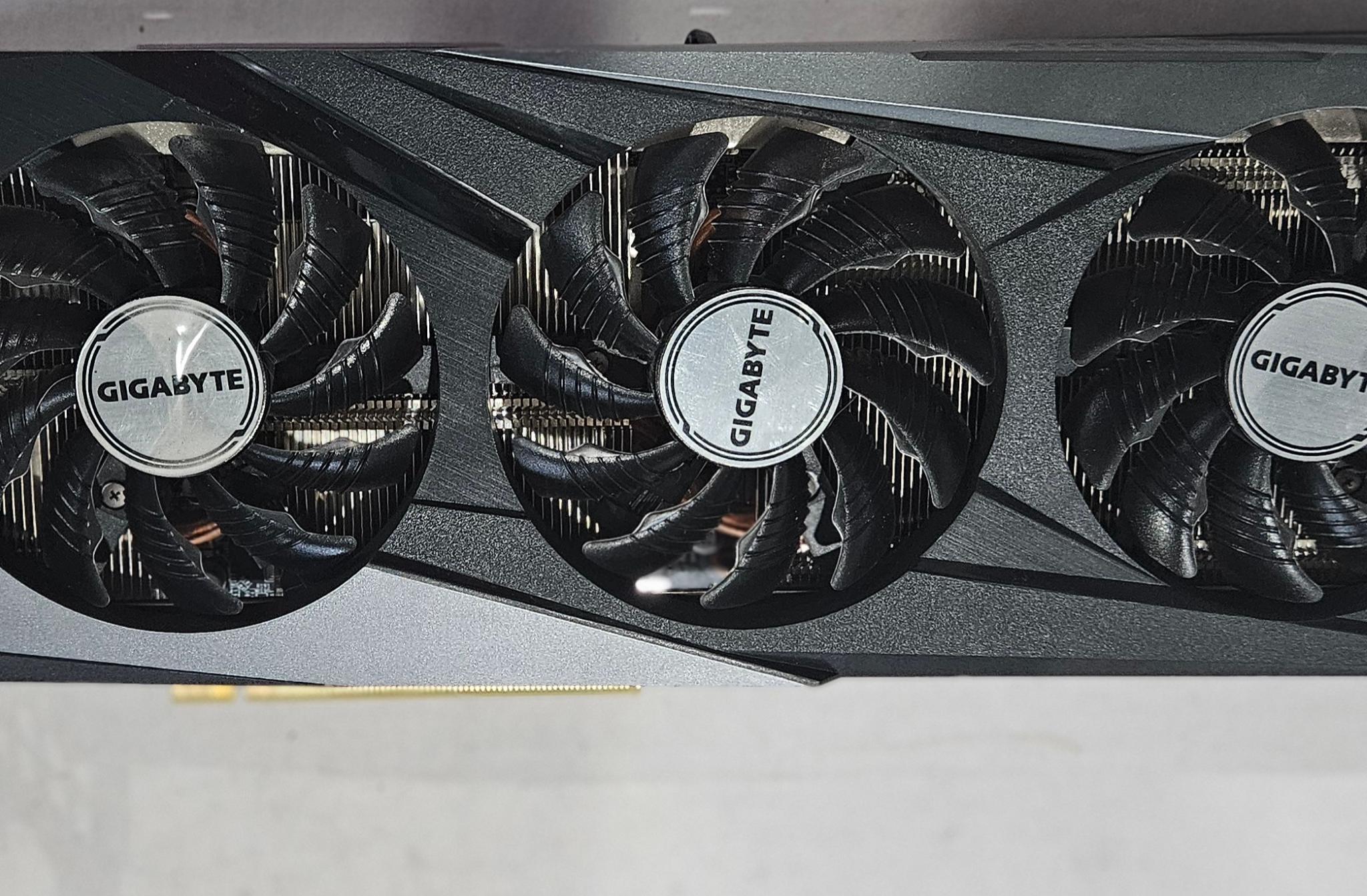 GIGABYTE GAMING OC PRO GeForce RTX 3060 Ti