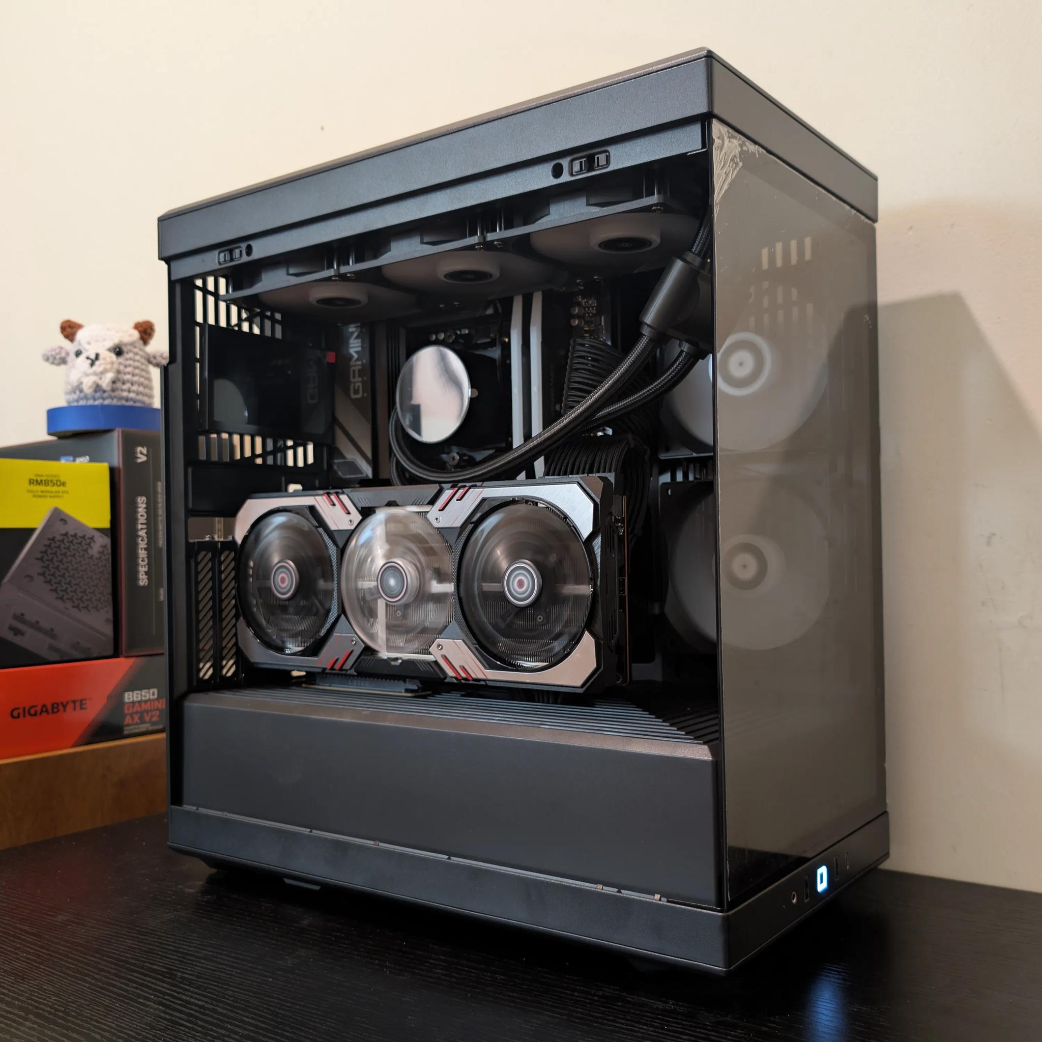 🔥1440p/4K Gaming Beast | RX 6950XT | Ryzen 7 9700X | 2TB SSD | 32GB RAM | WiFi 6 & Bluetooth🔥