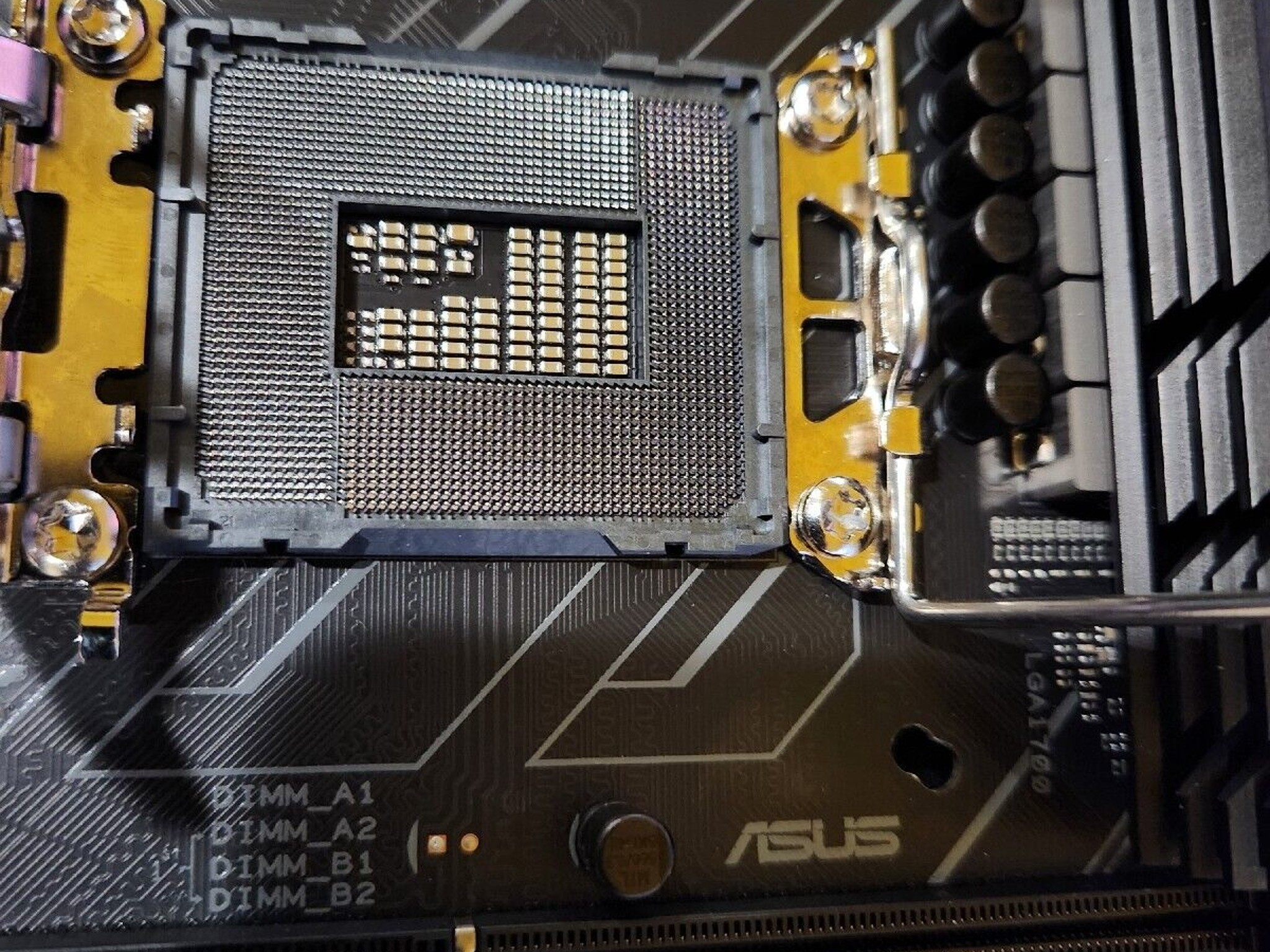 ASUS TUF Gaming Z690-Plus WiFi DDR5 LGA 1700 ATX Intel Motherboard