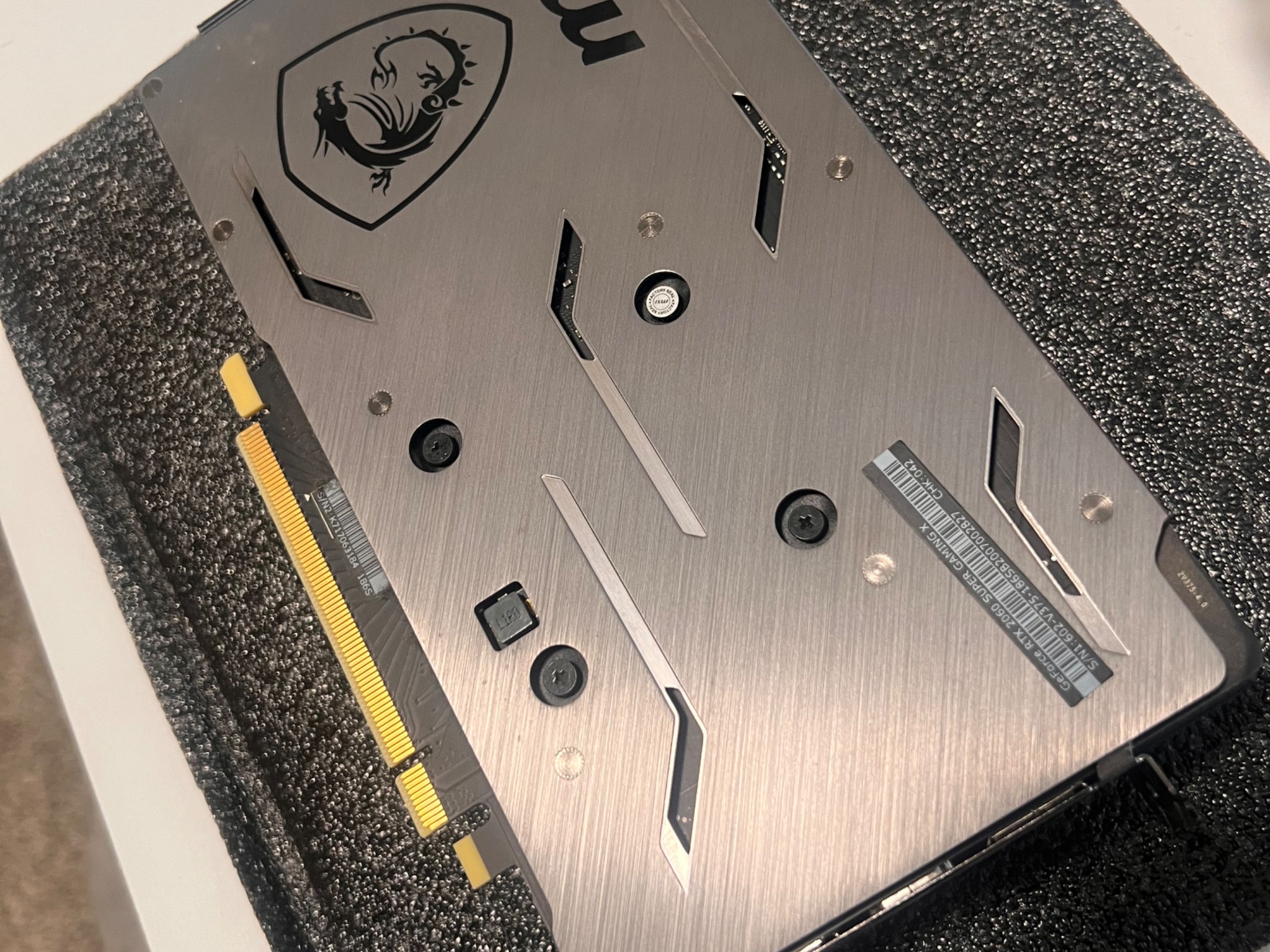 2060 S MSI Nvidia GPU 8 GB