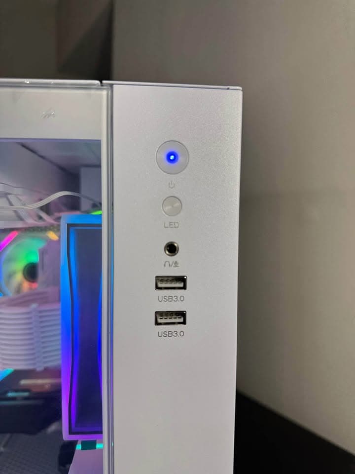 🏷️R5-5500|Aorus Radeon RX 580 8GB|16GB RAM|500GB SSD|WIFI|ARGB Fans