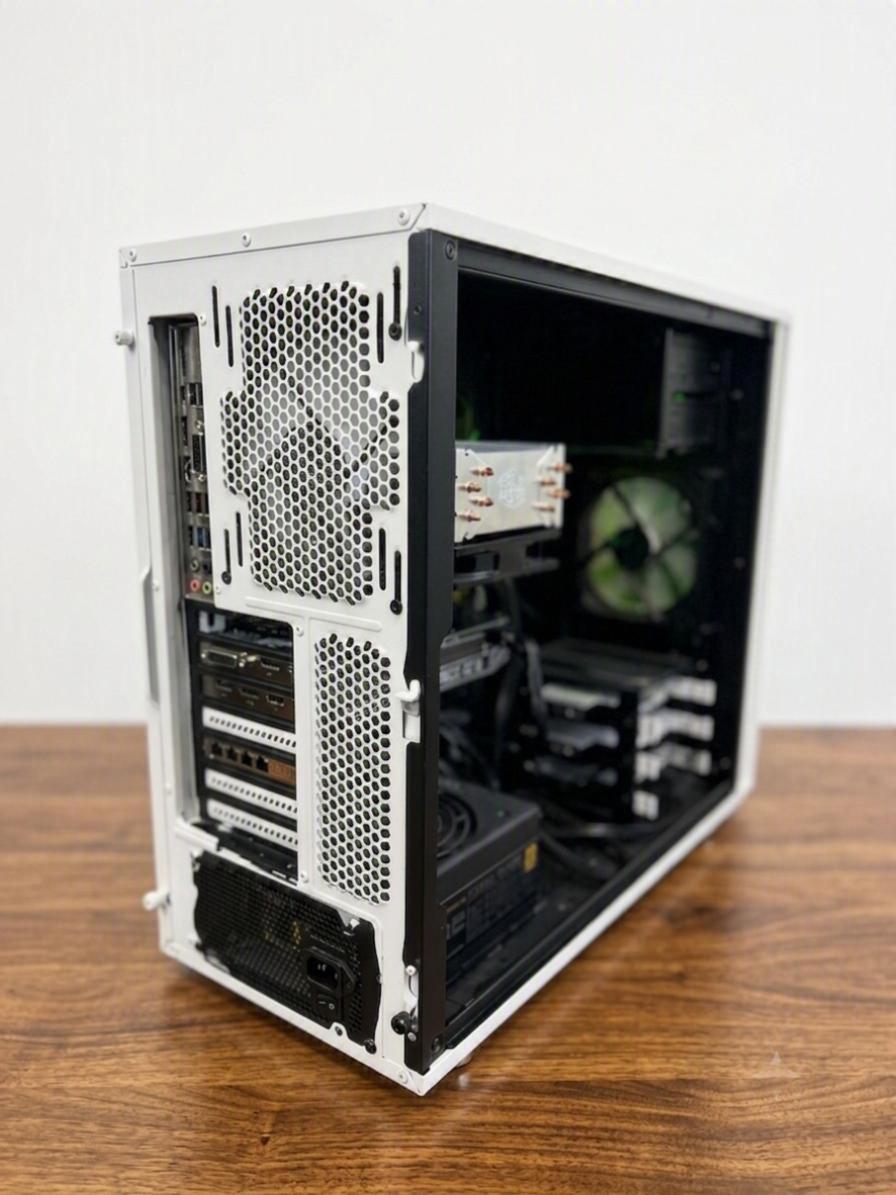 GTX 1660 super, I7 8700k Custom slick white Gaming PC Build