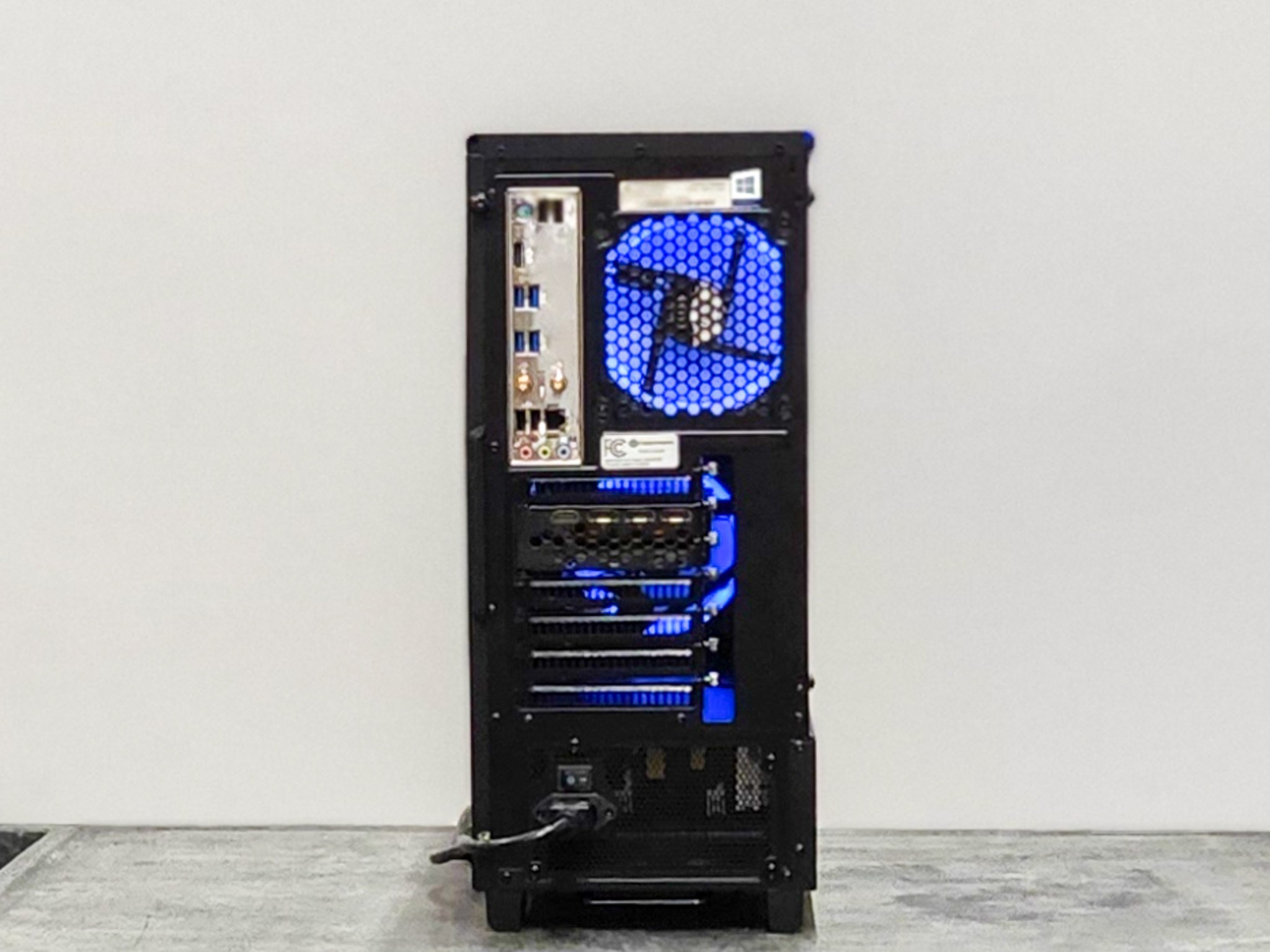 Gaming PC | Ryzen 5 5600XT | RTX 3060 12GB | 32GB DDR4 | 1TB SSD | Win 11 Pro