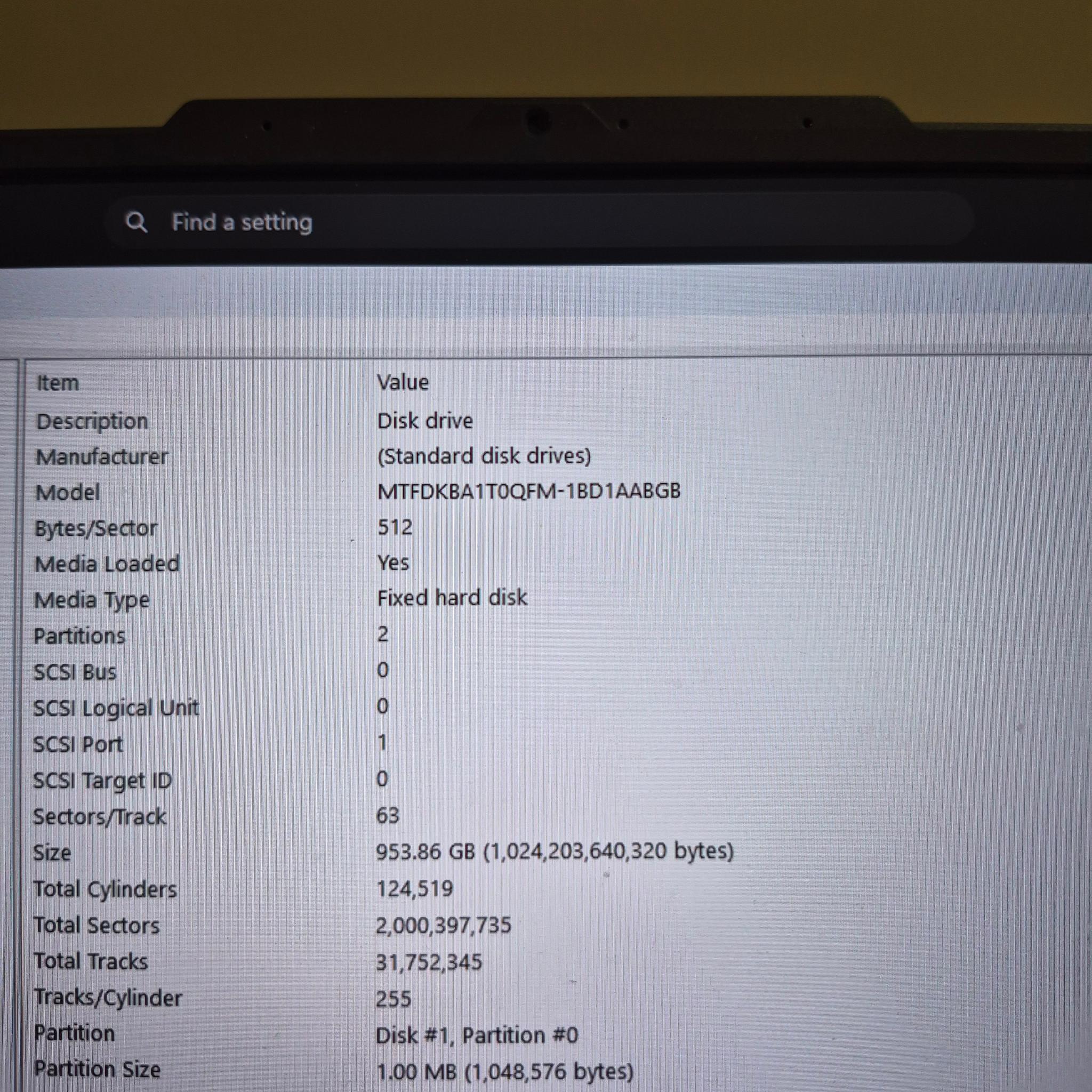 ***READ DESCRIPTION*** ASUS ROG STRIX G713PV-WS94 RTX 4060 RYZEN 9 7845HX 64GB DDR5-5600 CL46