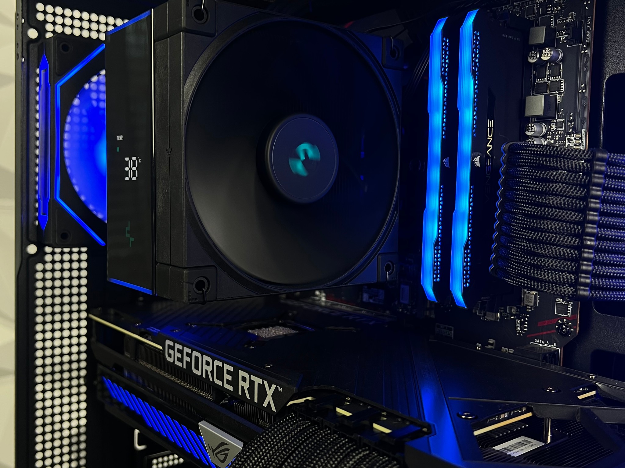 Nightwing | Gaming/Streaming PC | Ryzen 7 5800x, RTX 3080, 1TB SSD, 32GB DDR4
