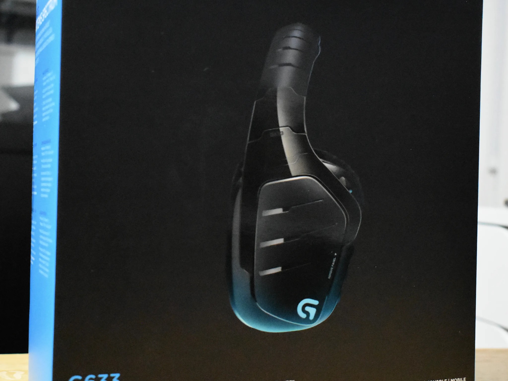 Logitech G633 Artemis Spectrum RGB 7.1 Surround Sound Gaming Wired Headset