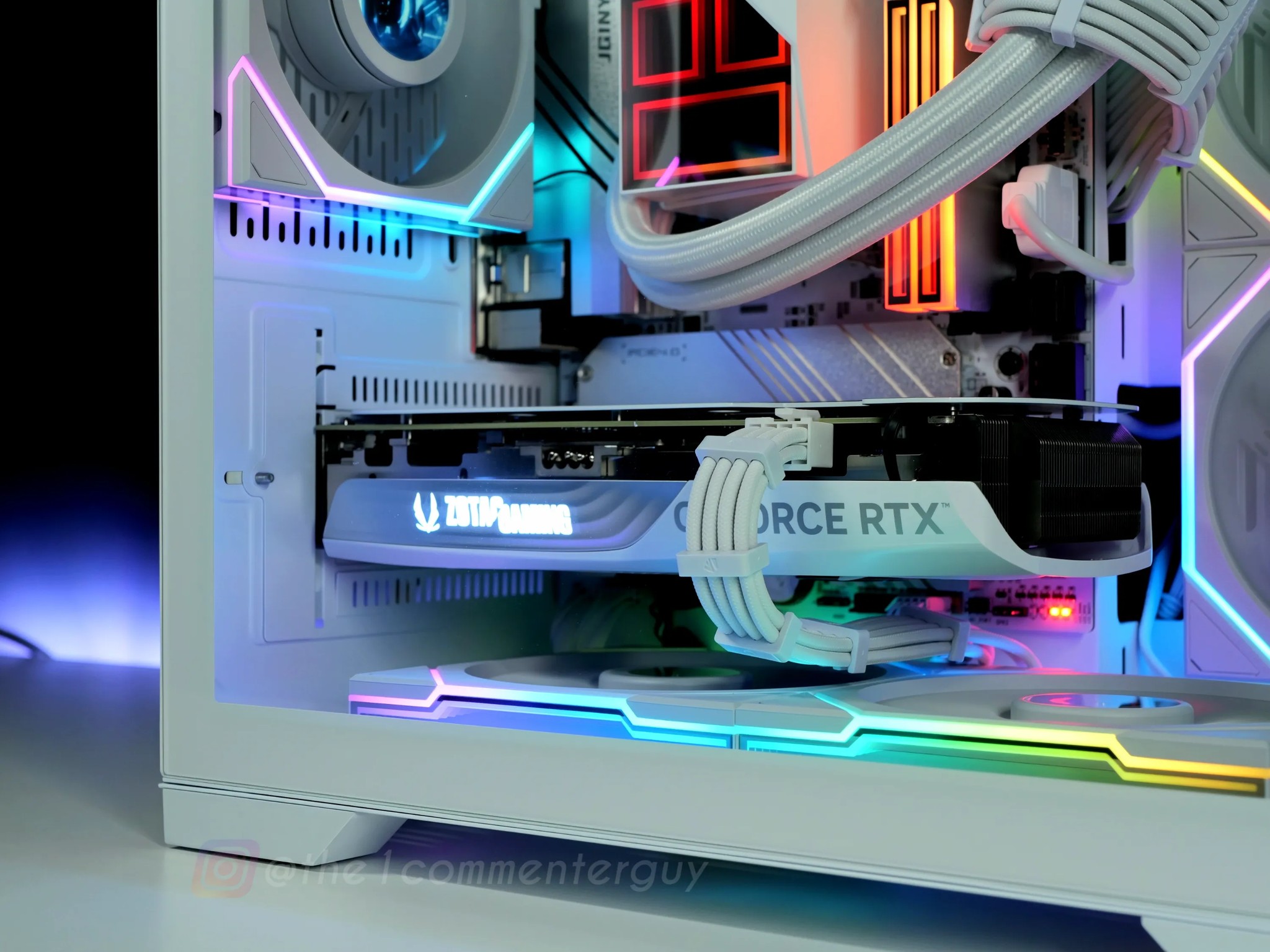 Lil VISION 🧊|🖥 Ryzen 7 7700X, RTX 4070, 32GB DDR5, 2TB nvme
