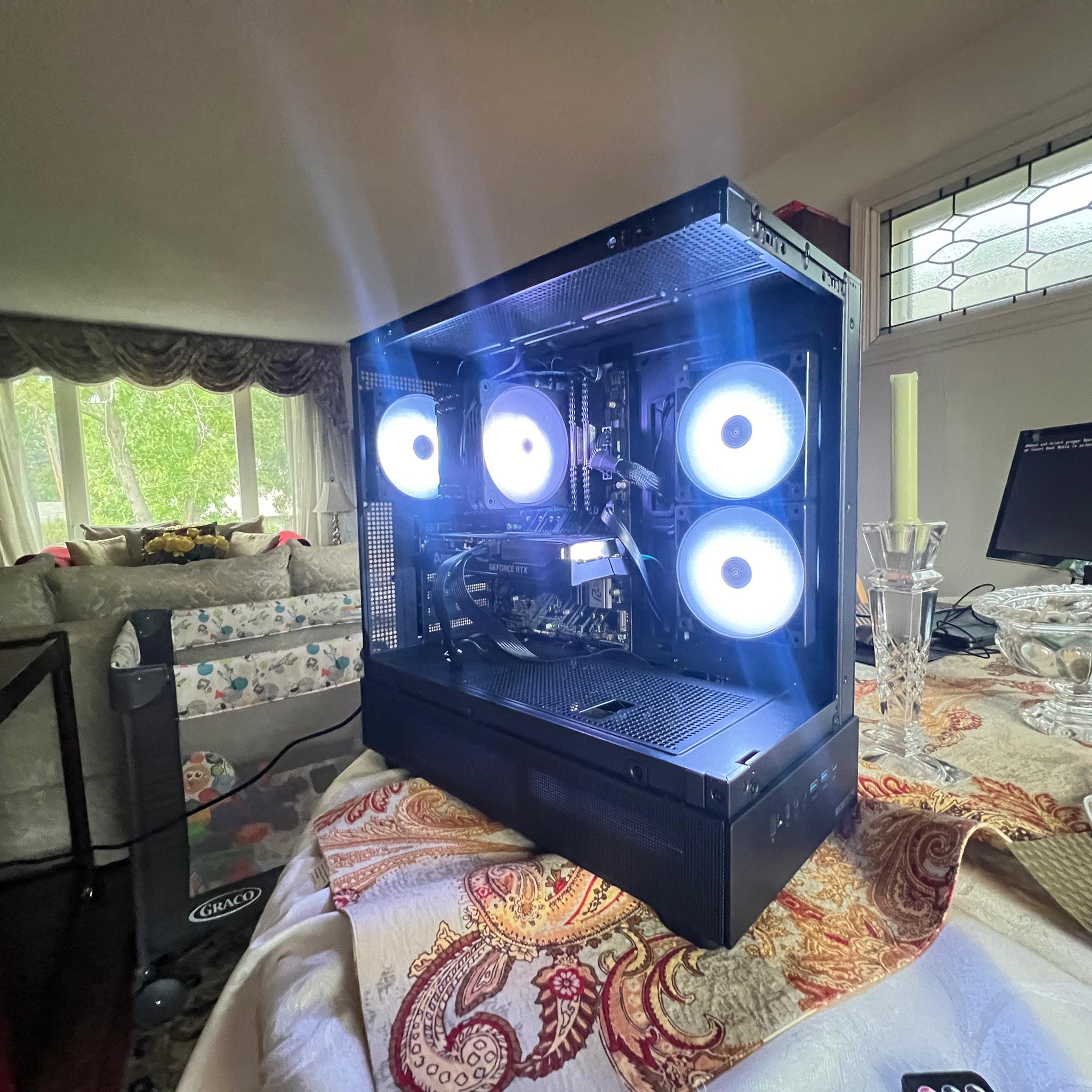 Intel i7 9700K RTX 3060 TI | 32GB RAM  |1TB NVMe SSD Win10 PRO