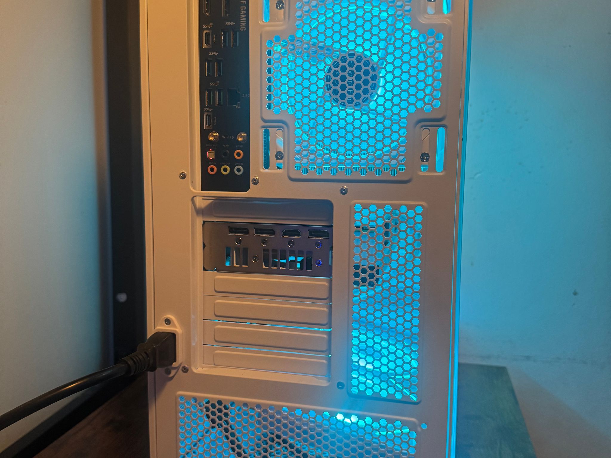 🤍 Whiteout 1440p Gaming PC 🤍 - i5 12600KF | RTX 4070 12GB | 32GB DDR4 3200 | 1TB Gen4 SSD