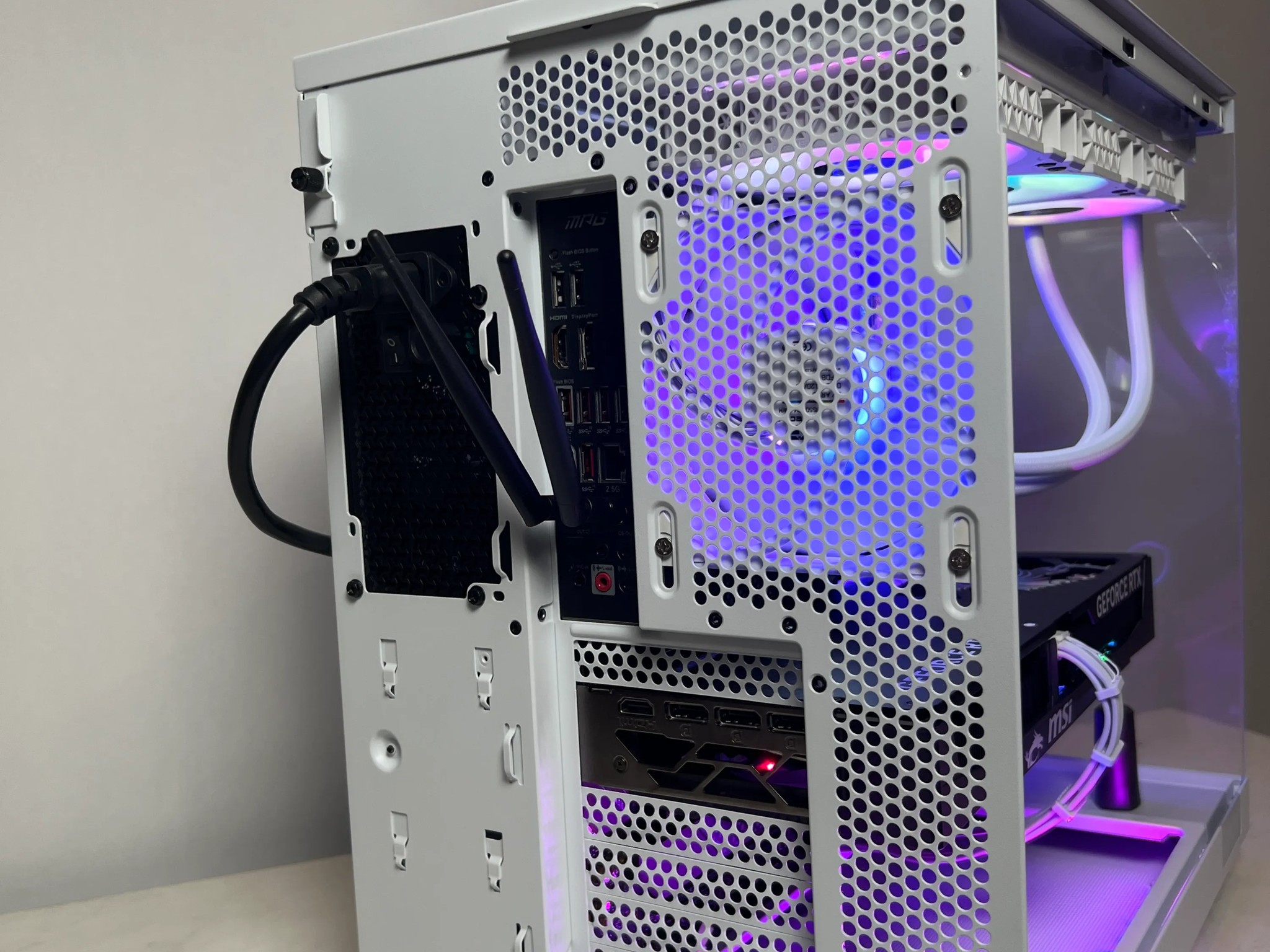 RTX 5070 | Intel Core i7 12700k | 32GB DDR4 3600 | 850W PSU | H6 Flow
