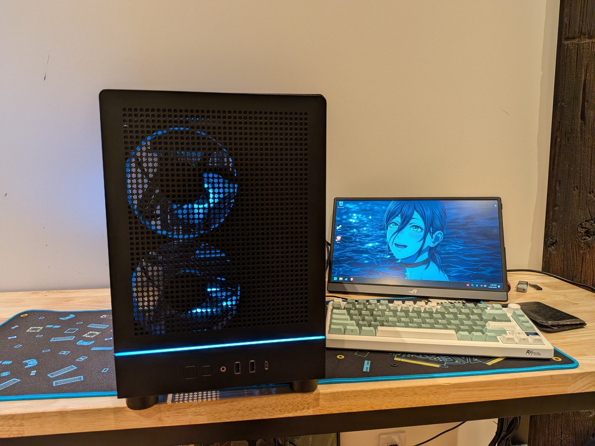 1440p Aqua - RX 9060 XT 16GB, Ryzen 5 9600X, 32 GB DDR5 RAM, 1 TB Gen 4 NVME, Liquid Cooled, RGB