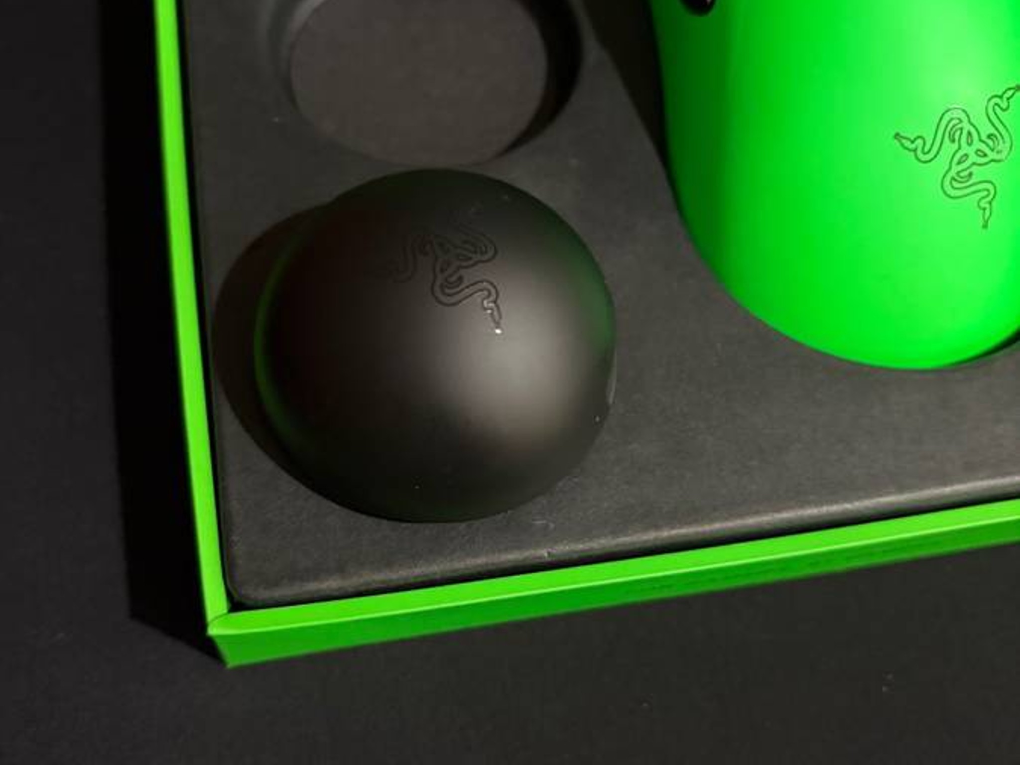 Razer Deathadder V4 PRO ESPORTS GREEN EDITION