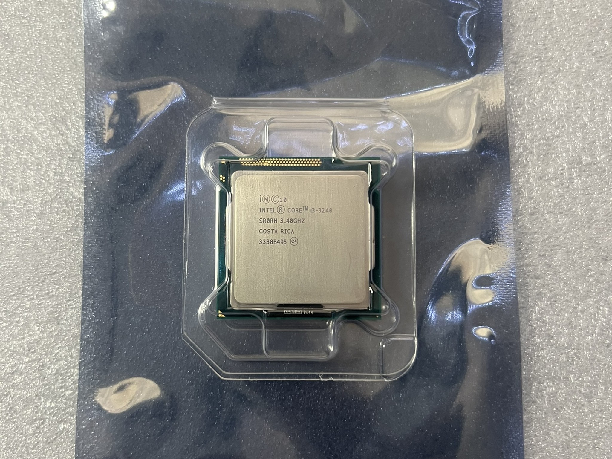 Intel i3 3240