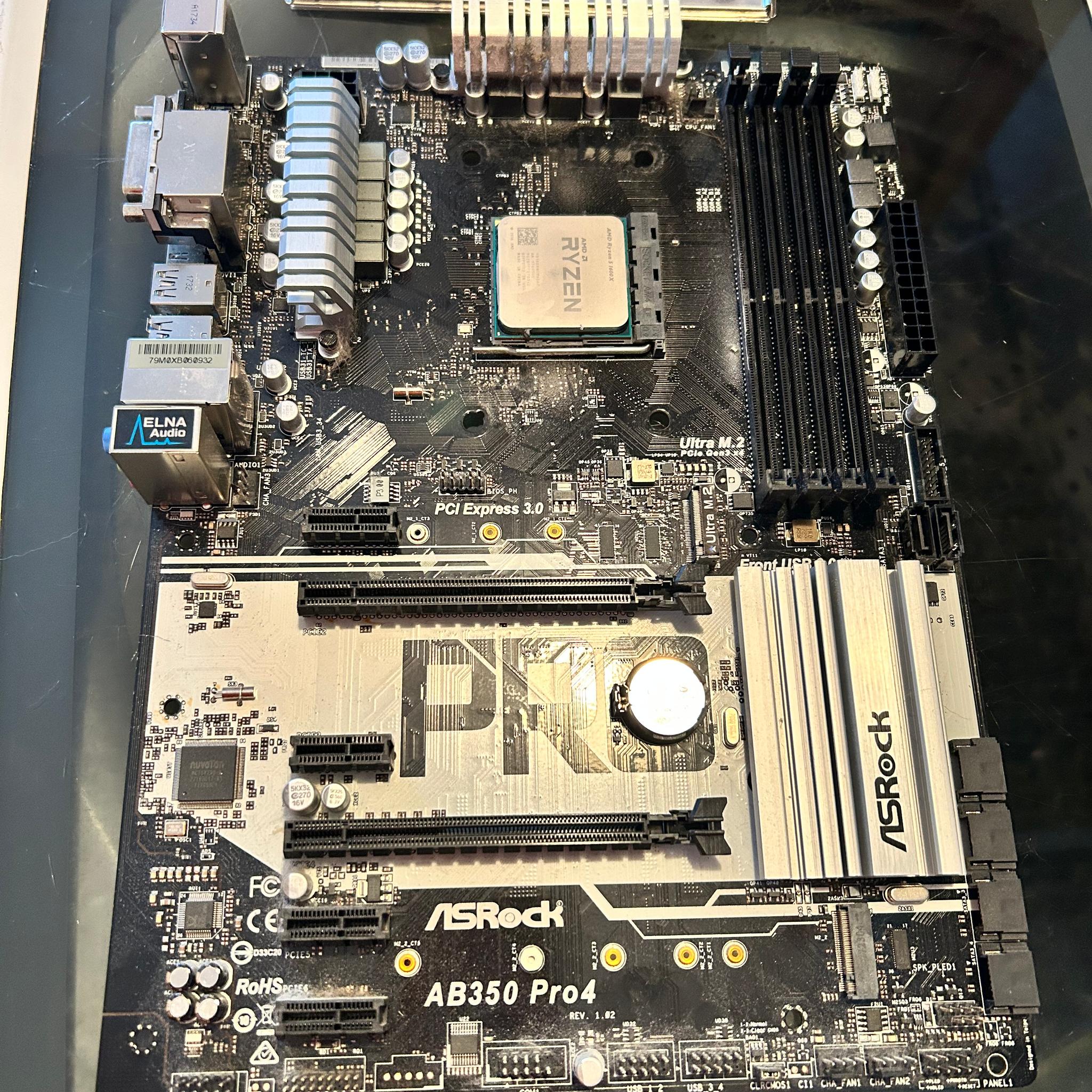 ASRock AB350 Pro 4 MB, Ryzen 5 1600x and tower cooler
