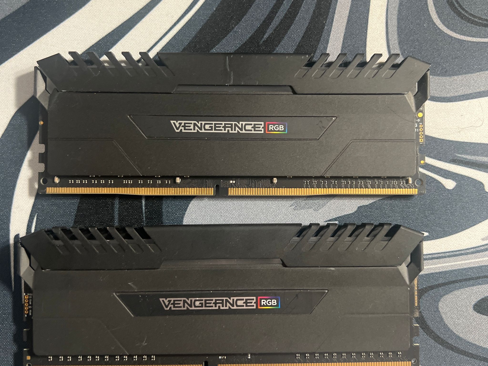 Corsair Vengeance RGB Pro 16GB (2×8GB) DDR4-3000MHz – Excellent Condition