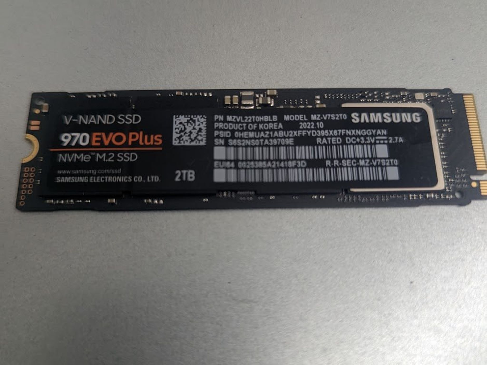 🌌 Samsung 970 EVO Plus 2TB NVMe M.2 SSD, model MZ-V7S2T0