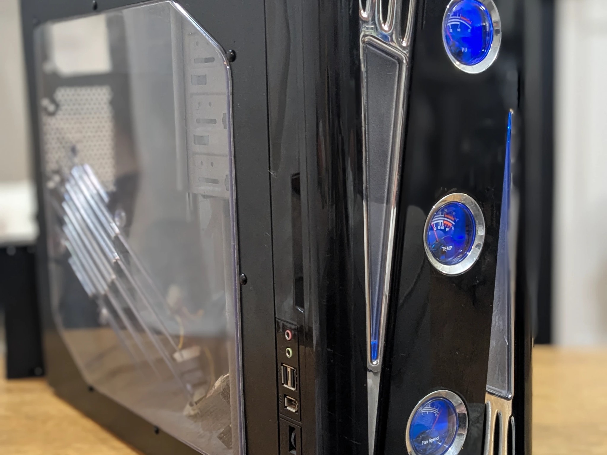 Retro! Apevia X-CRUISER2 Black ATX Mid Tower Case | Cleaned and Refurbished