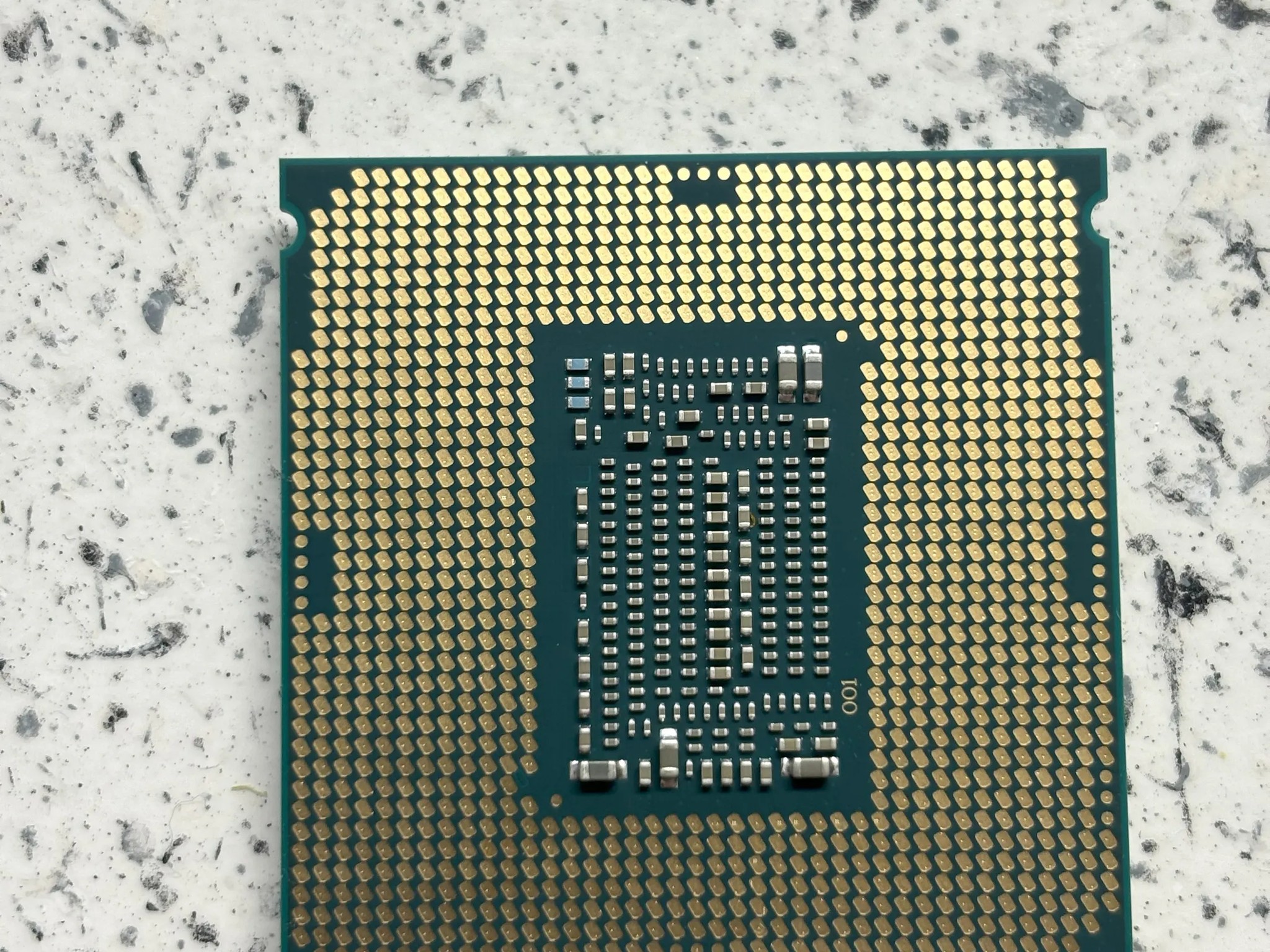 Intel Core i3-9100F 3.60GHz Quad-Core CPU with Intel Stock CPU cooler