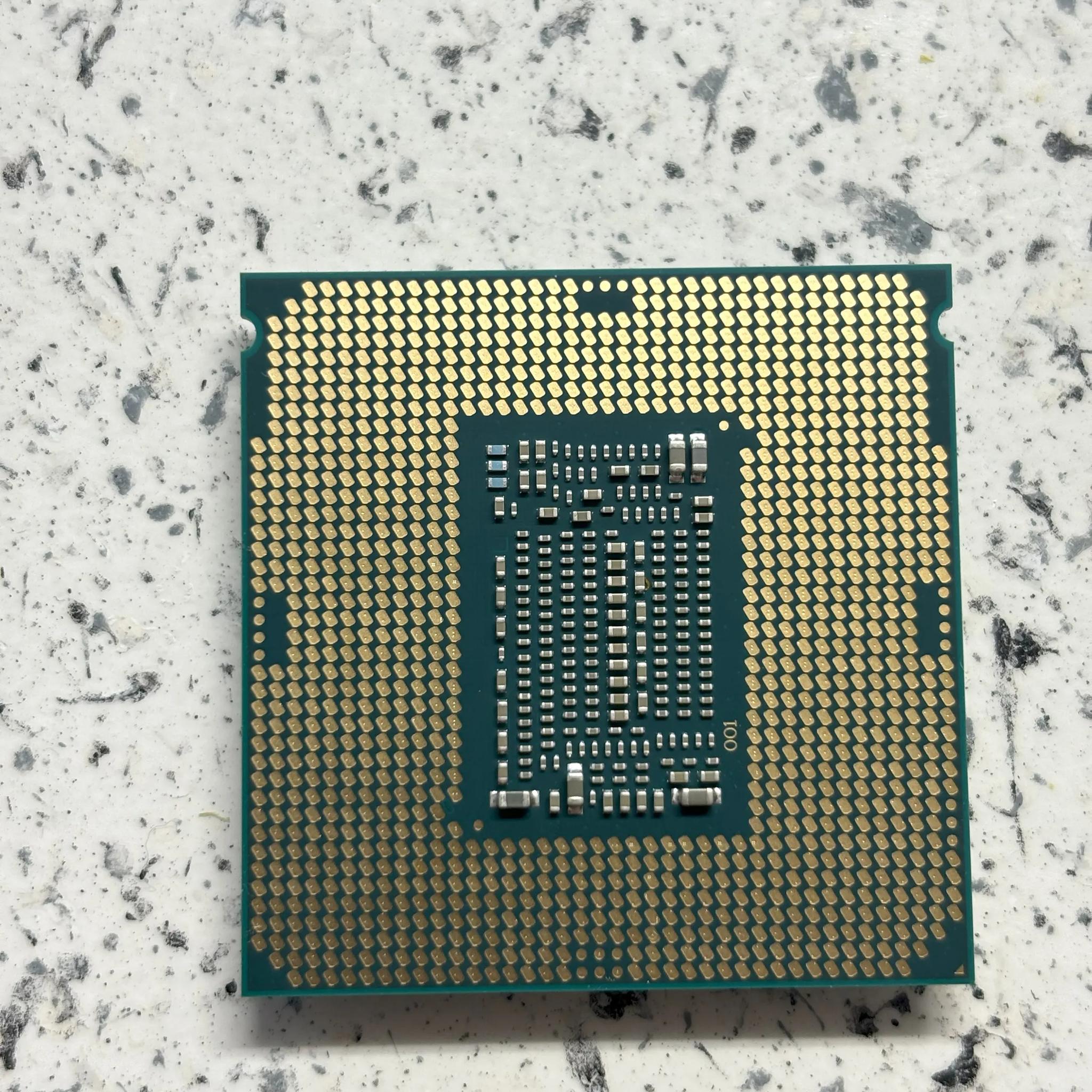 Intel Core i3-9100F 3.60GHz Quad-Core CPU with Intel Stock CPU cooler