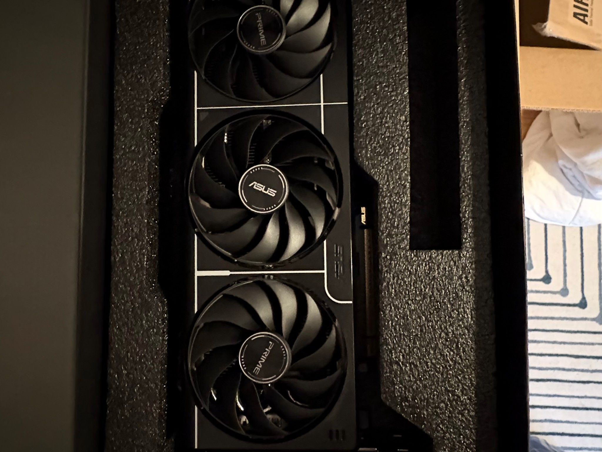 NEW NVIDIA GeForce RTX 5060 Ti 8GB | ASUS