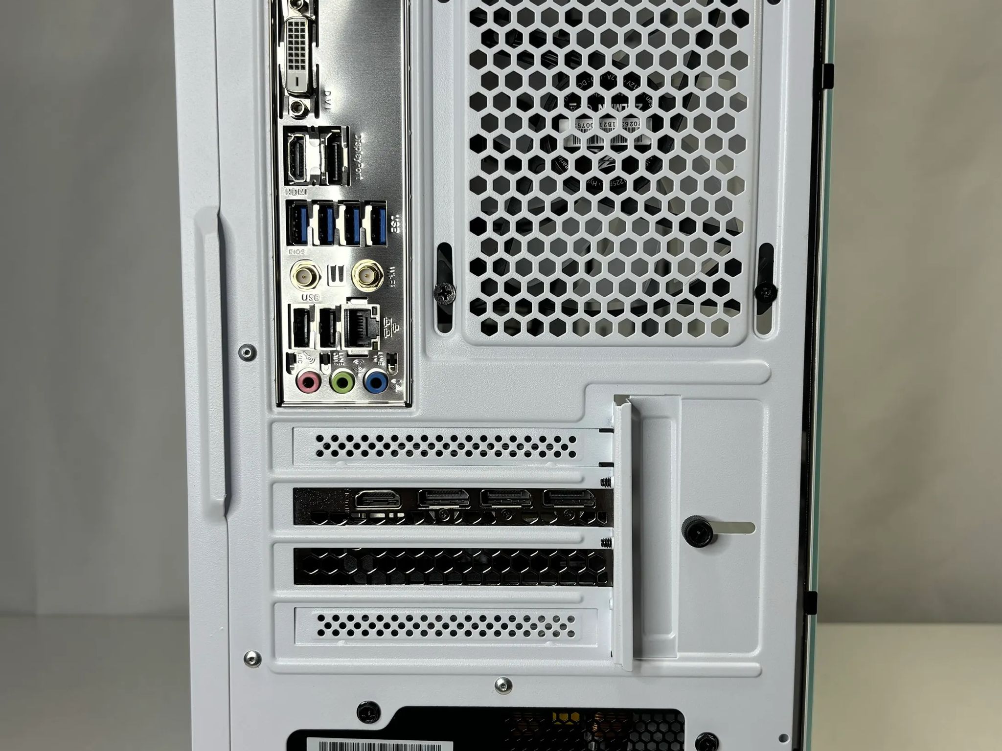 ❄️White RTX Gaming PC | Ryzen 5 5500 | RTX 3050 | 16GB RAM | 1TB NVME❄️