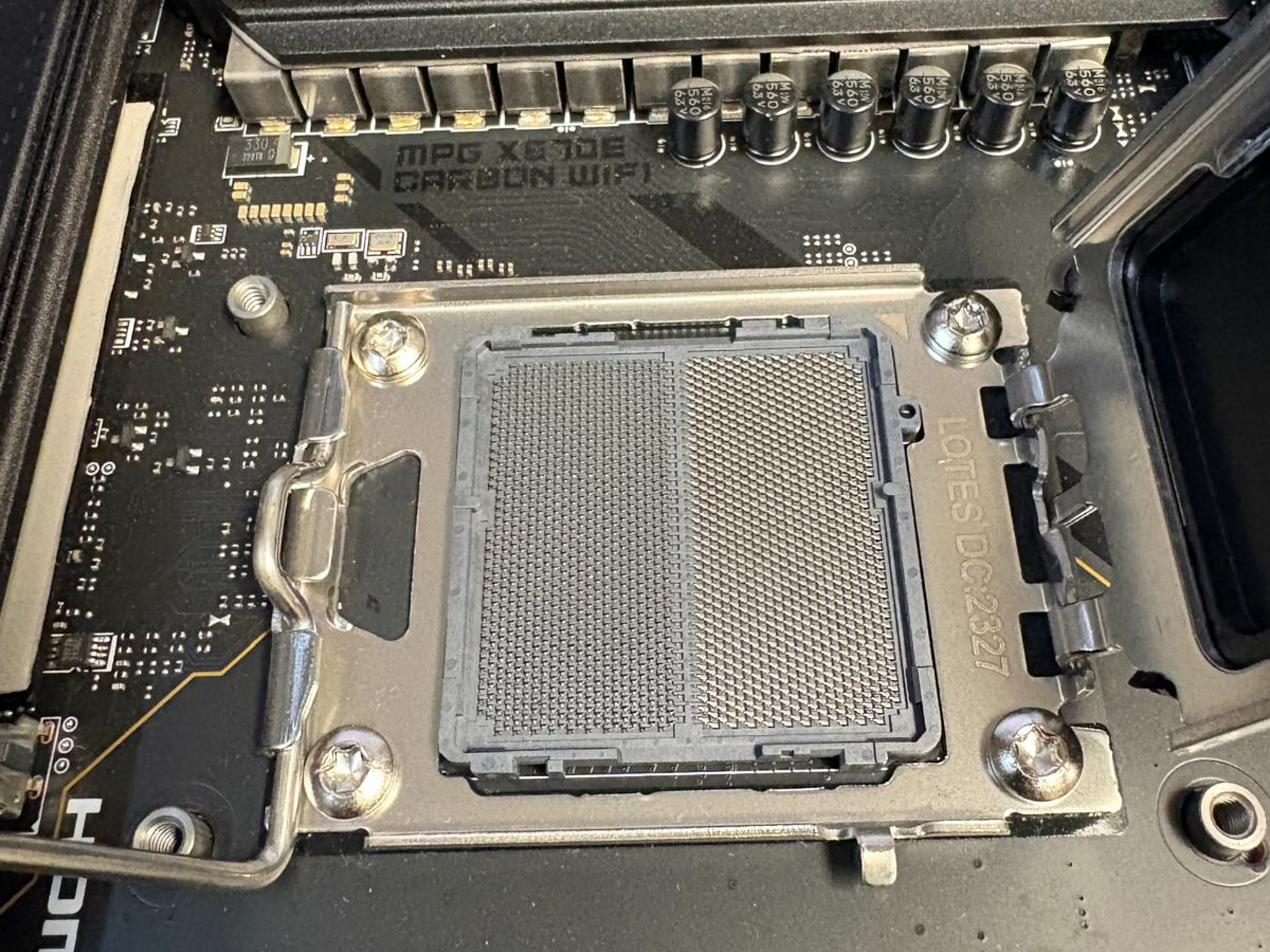 USED & FUNCTION GOOD - MSI MPG X670E CARBON WIFI AMD X670 Socket AM5 DDR5 256GB ATX