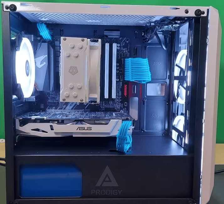 "Blue Ice" Gaming PC - Ryzen 3600, GTX 1070, 16gb RAM