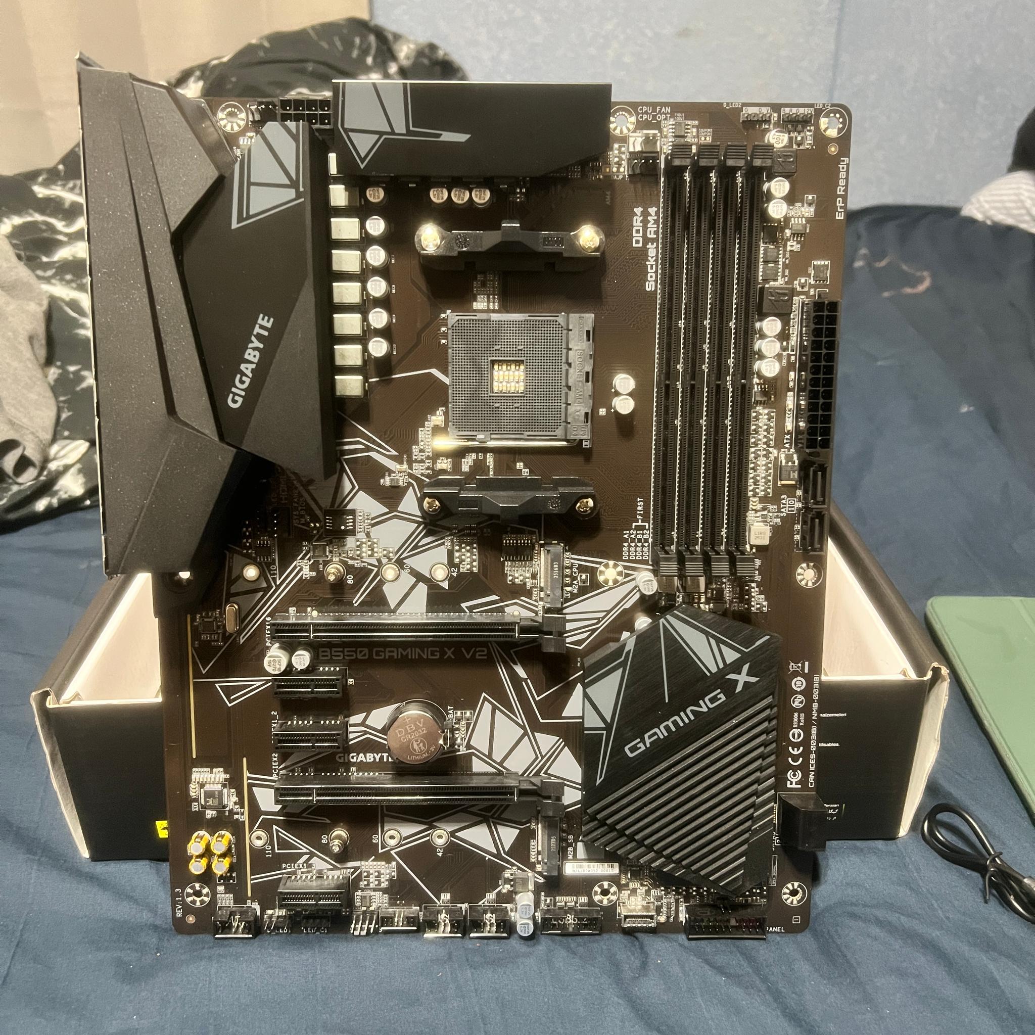 GIGABYTE B550 GAMING X V2