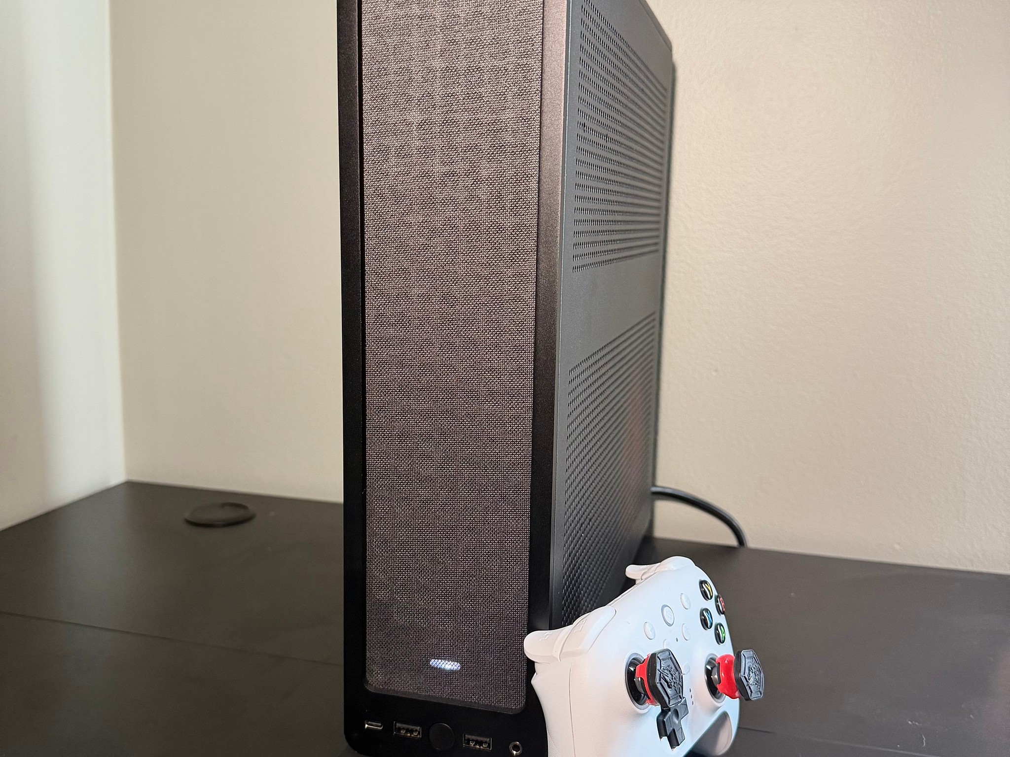 Beastly 7800X3D | 9070 XT | 32GB DDR5 | 2TB M.2 SFF Gaming PC