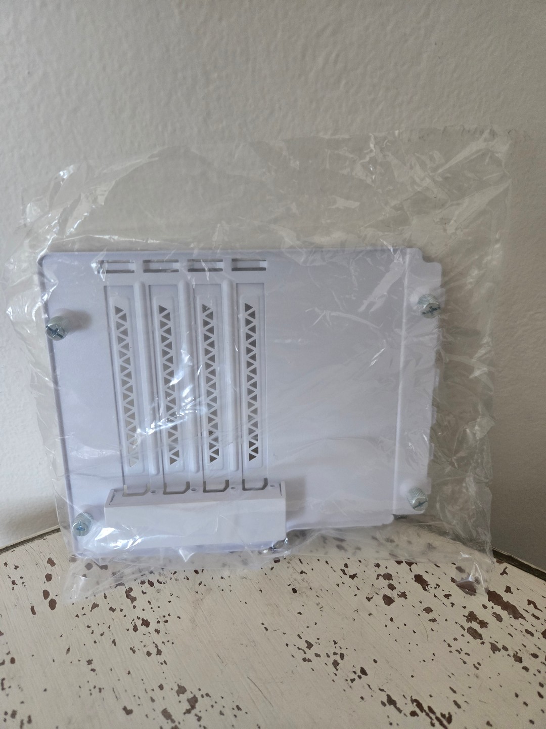 XPG Invader X Vertical Mount Kit & Replacement PCIe Covers - White | Jawa