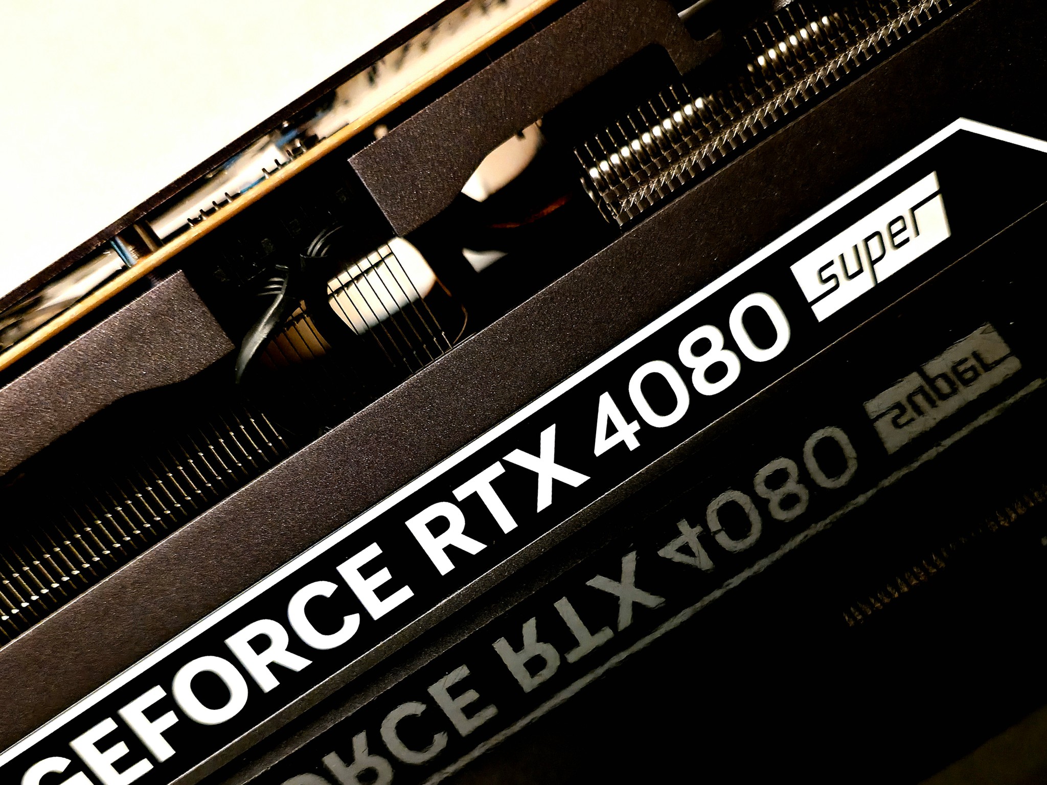 NVIDIA GeForce RTX 4080s, i7-13700KF Liquid Cooled mATX (Perfect Condition)