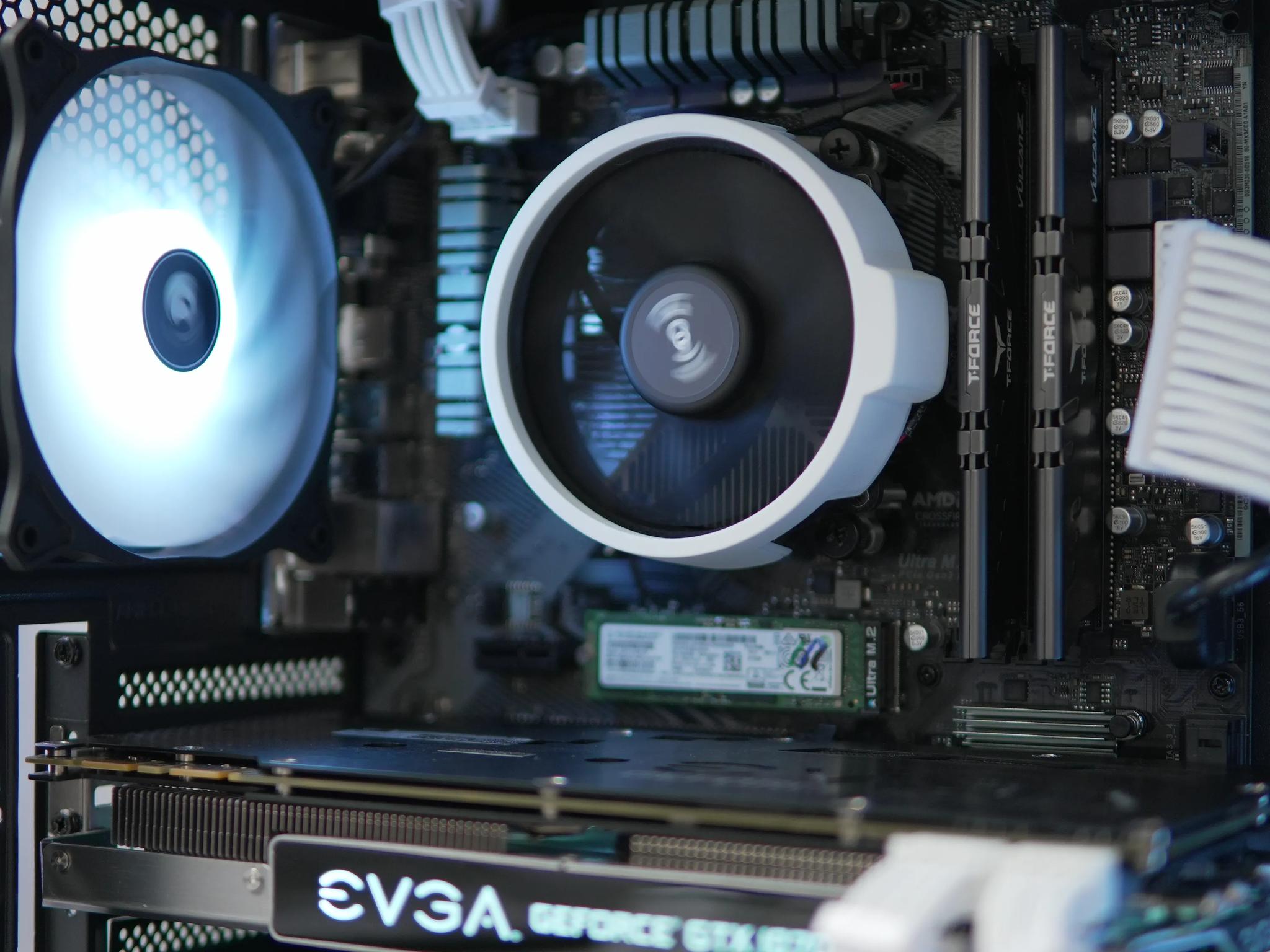 Gaming PC! GTX 1070 + RYZEN 5 + 16gb RAM