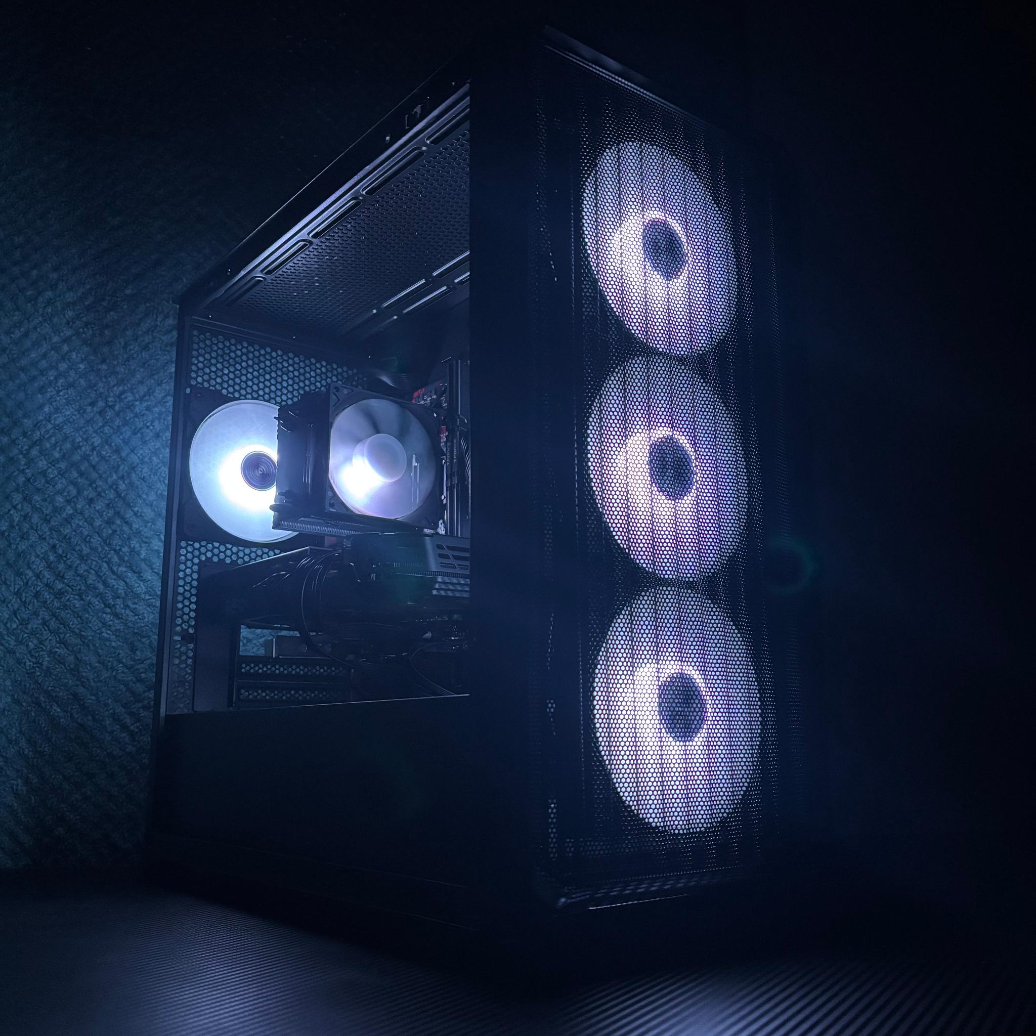 Ryzen 5 1600 | RX 580 Gaming PC