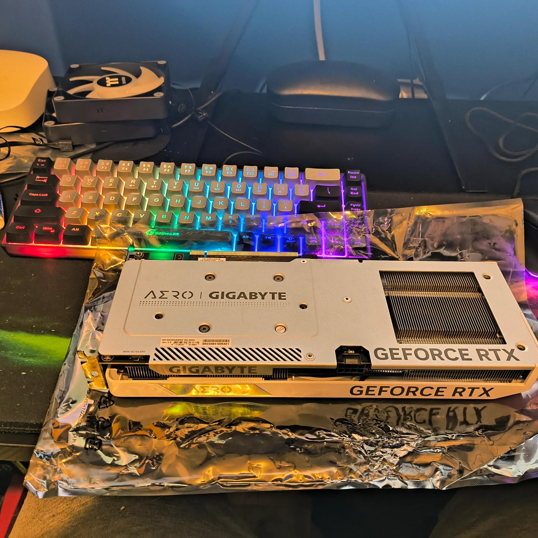 GeForce RTX 4060 AERO OC 8G Graphics Card