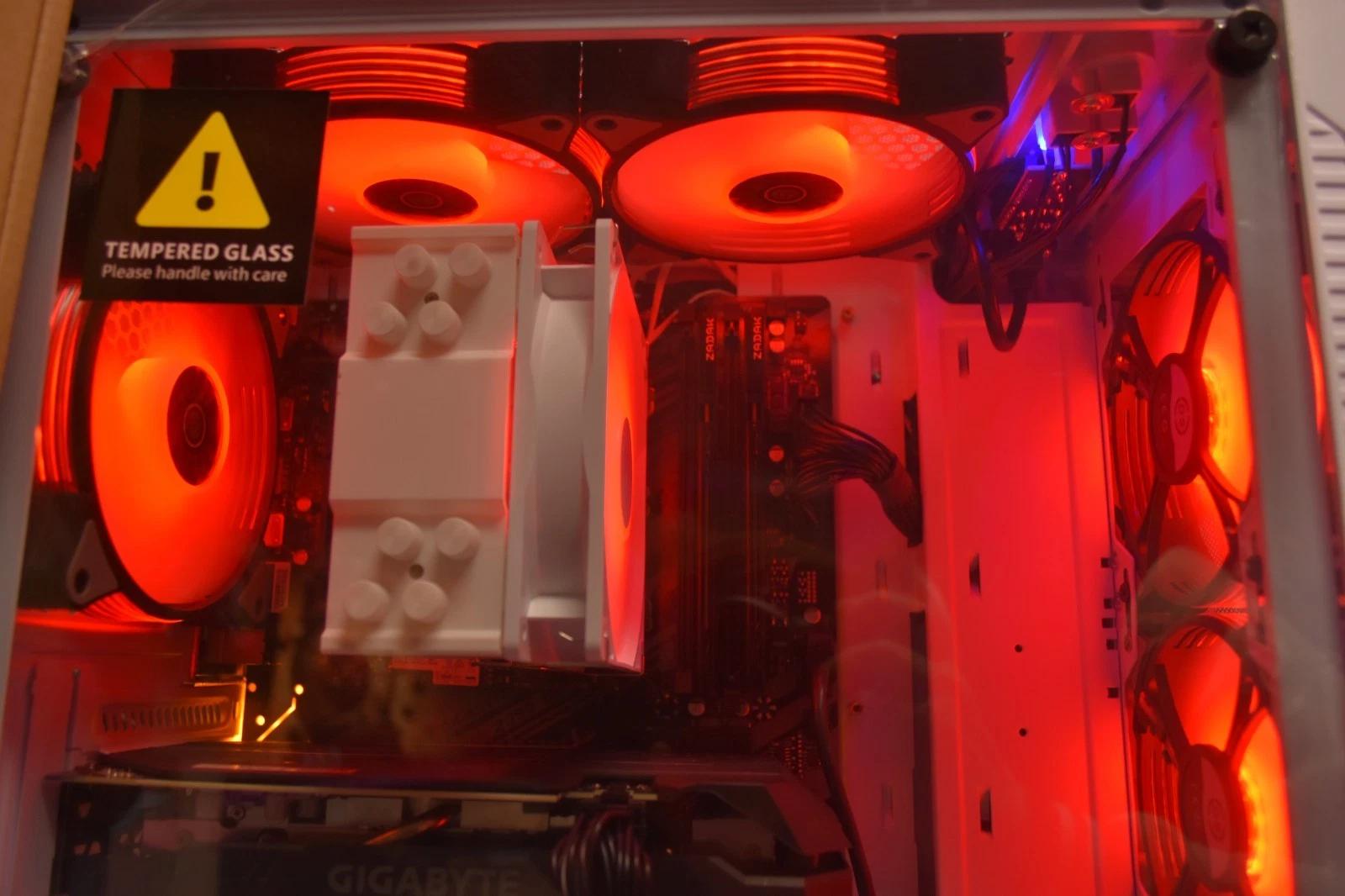 Gaming pc Intel I 7 8700 K RAM 16GB RTX 2060 6GB 1TB NVME PSU700 Watt Plus EXTRA
