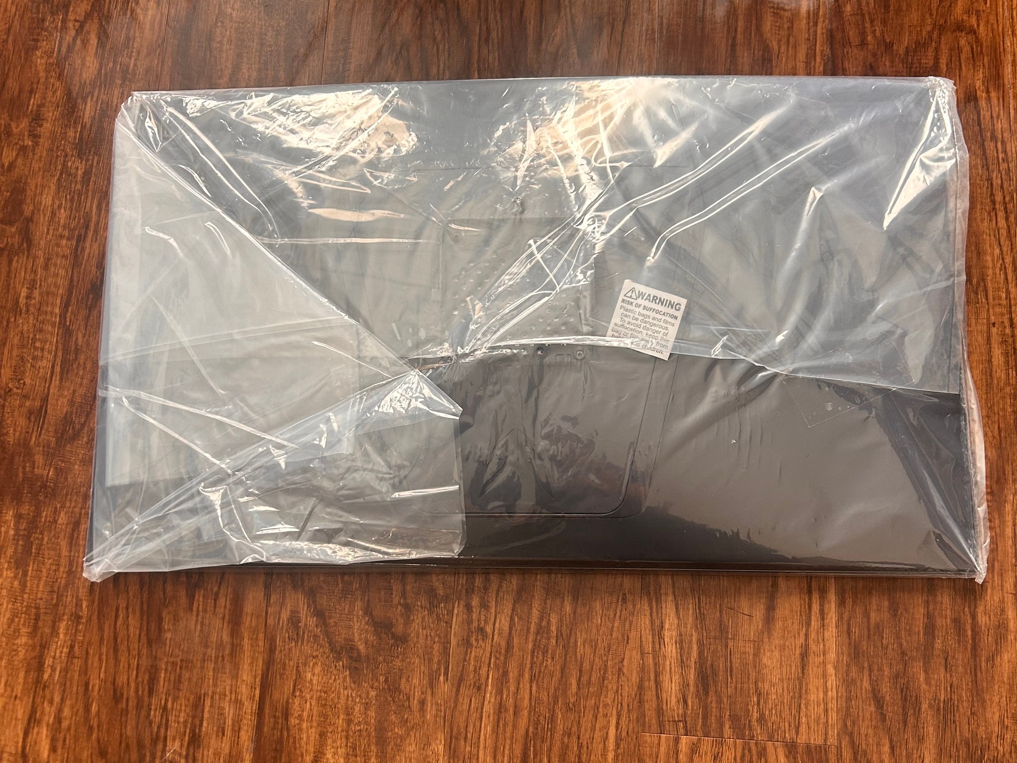 LG UltraGear OLED  32" 4K (3840 x 2160) 165Hz Gaming Monitor (32GX850A-B)