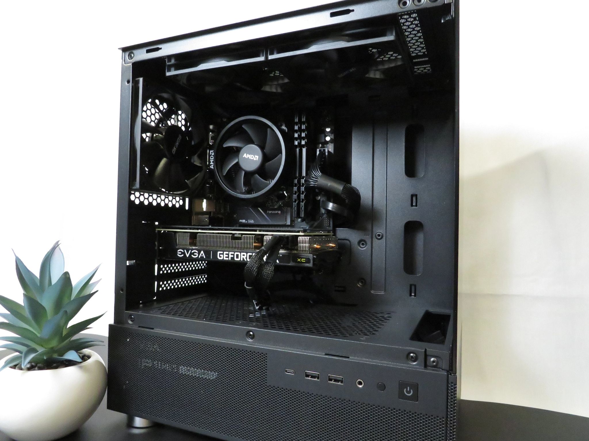Budget starter gamer: Ryzen 5 2600 + EVGA RTX 3050 8 GB + 16 GB RAM + 1 TB NVME